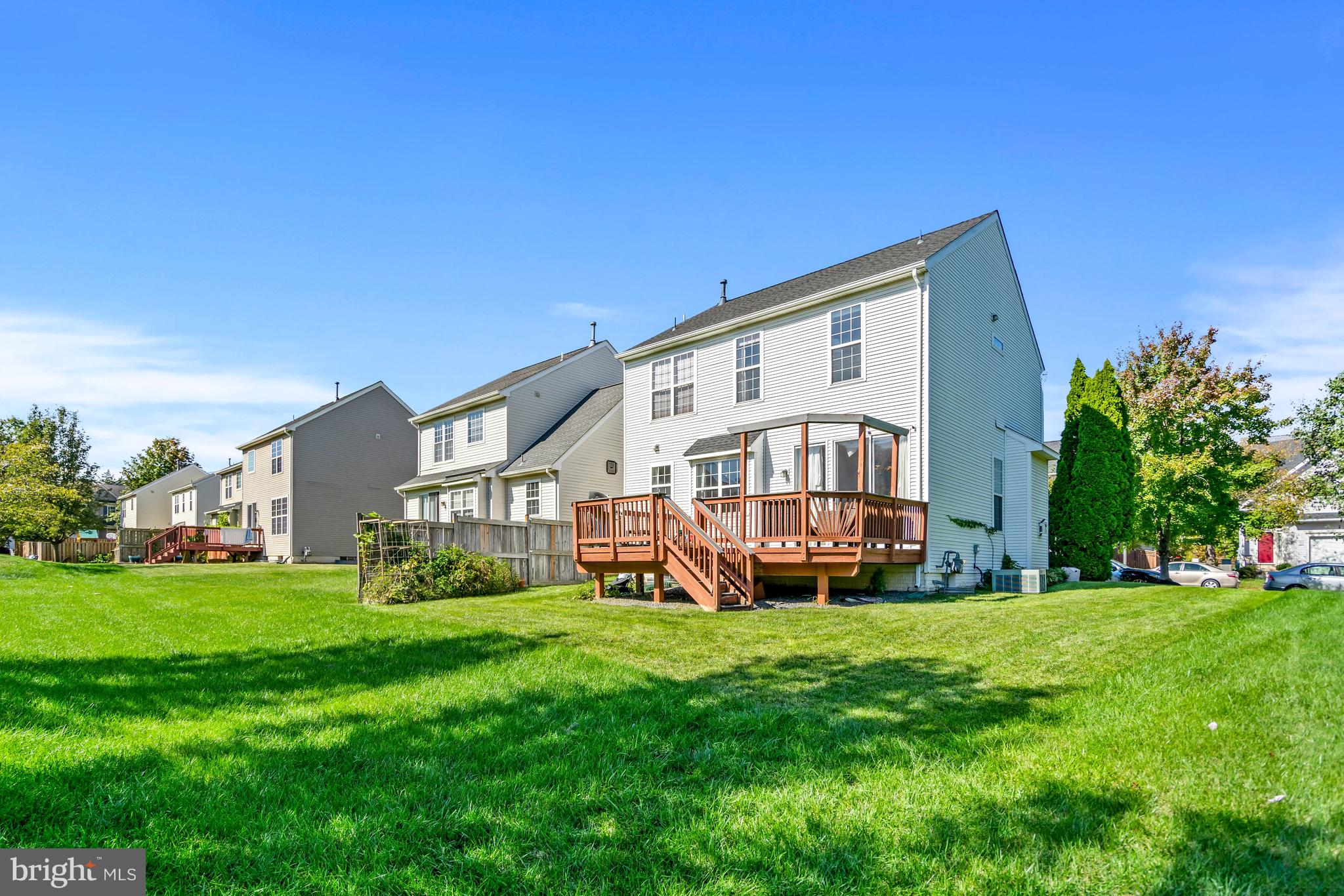 LOUDOUN PARKWAY CENTER - Residential Lease
