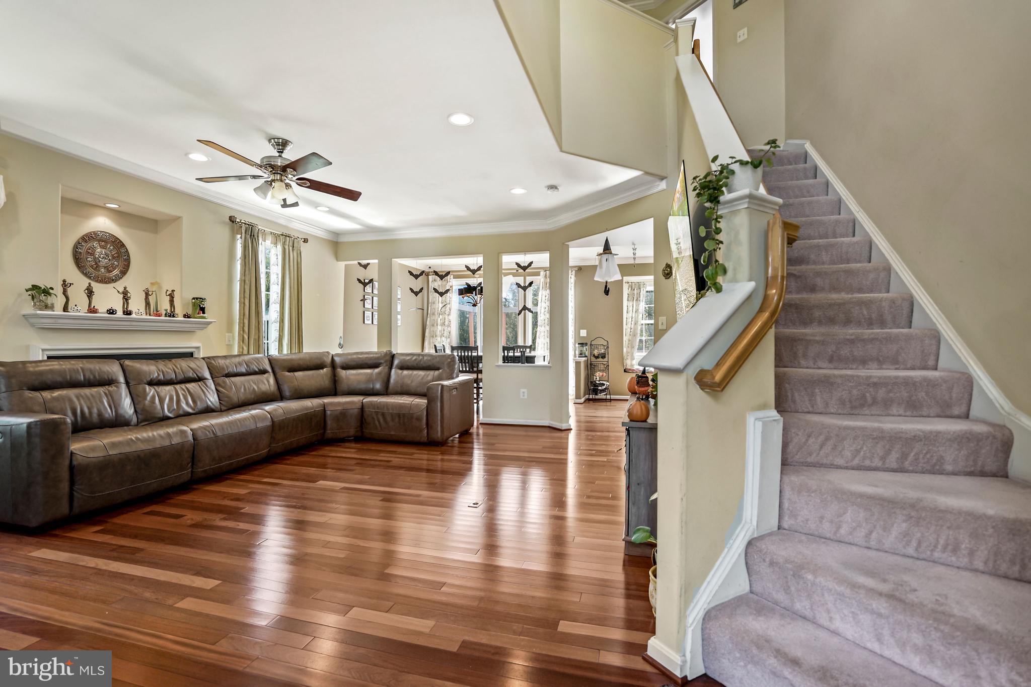 LOUDOUN PARKWAY CENTER - Residential Lease