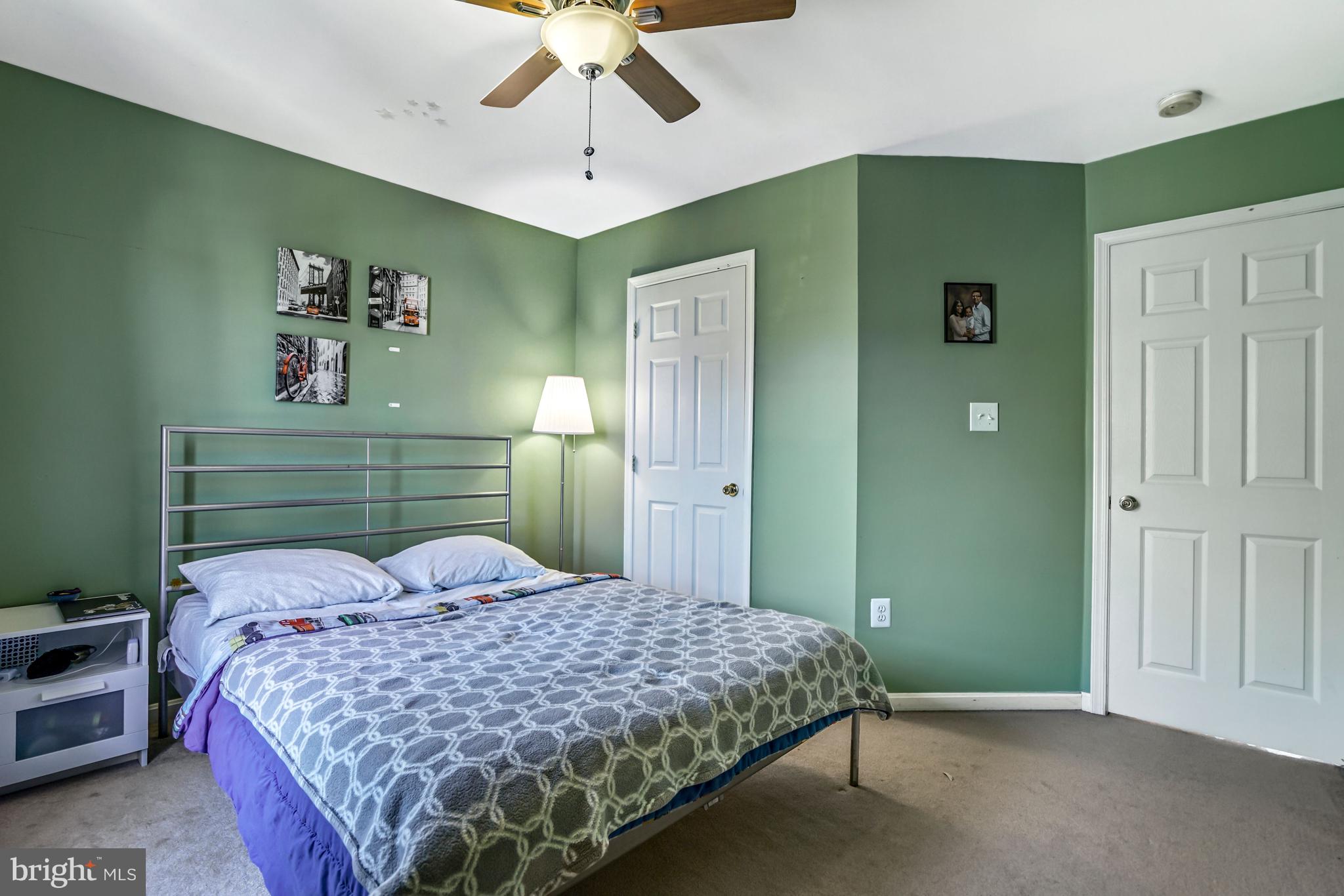 LOUDOUN PARKWAY CENTER - Residential Lease