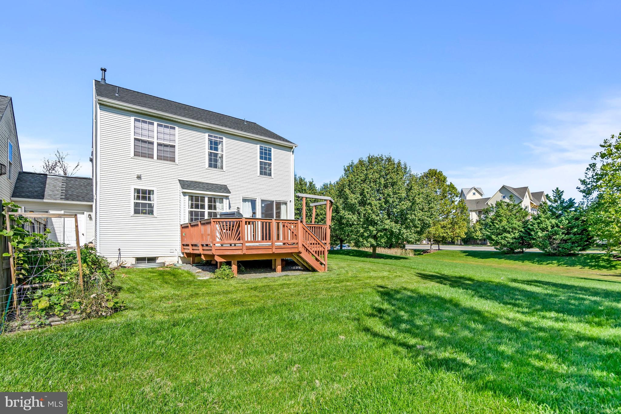 LOUDOUN PARKWAY CENTER - Residential Lease