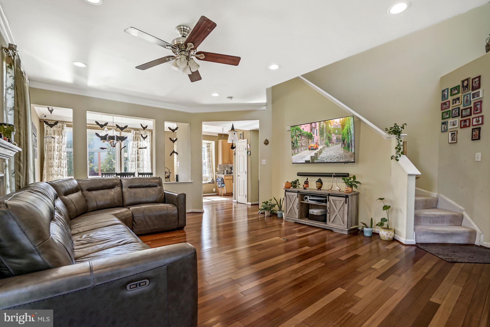 LOUDOUN PARKWAY CENTER - Residential Lease