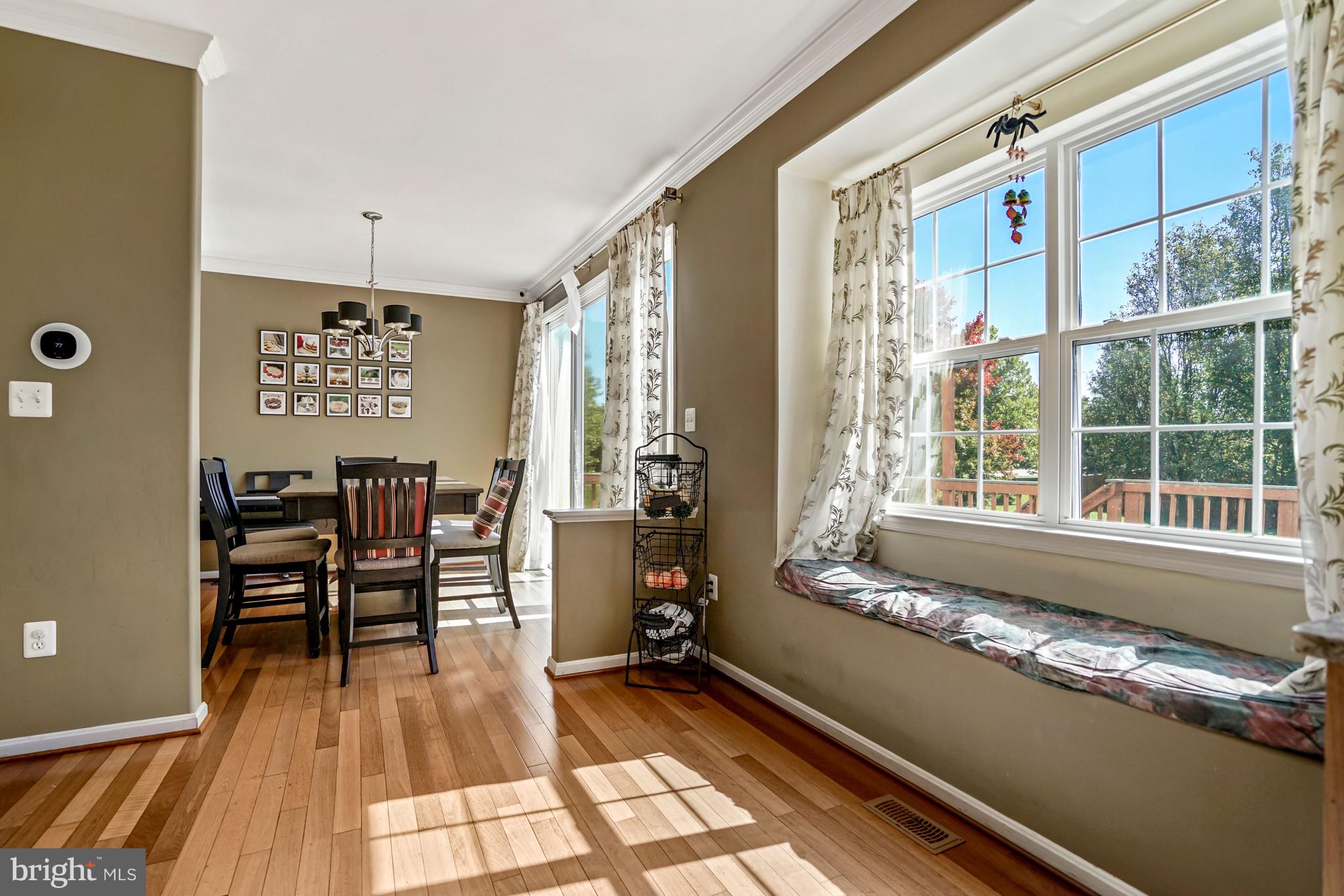 LOUDOUN PARKWAY CENTER - Residential Lease