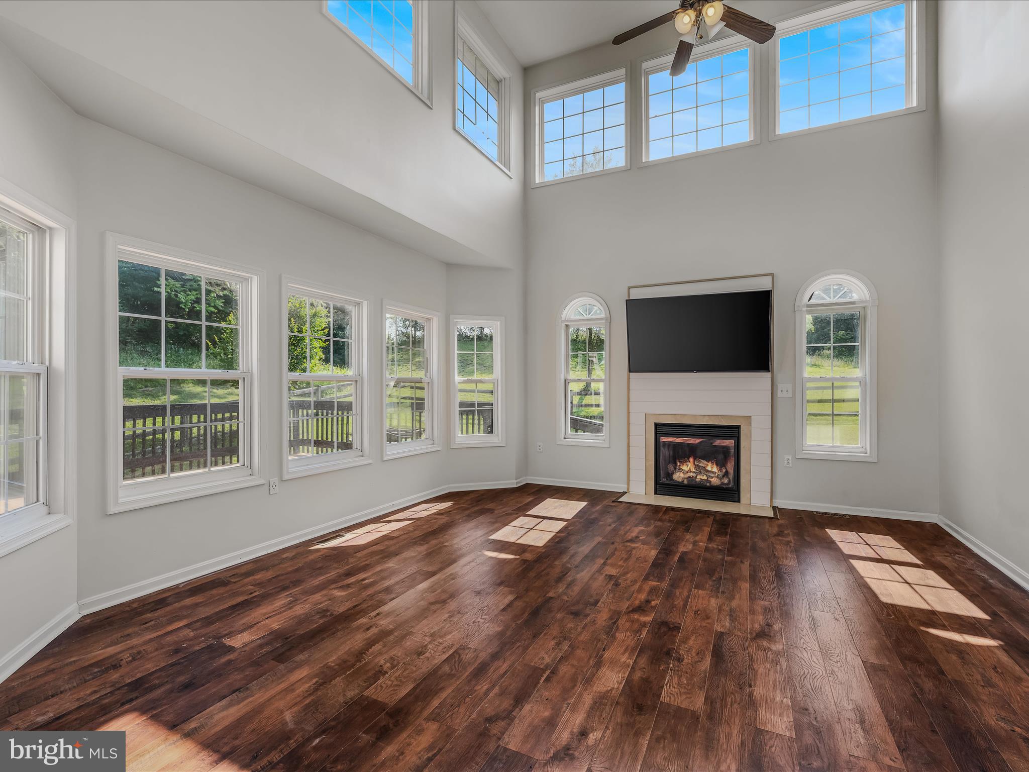 MILLS FARM - Residential