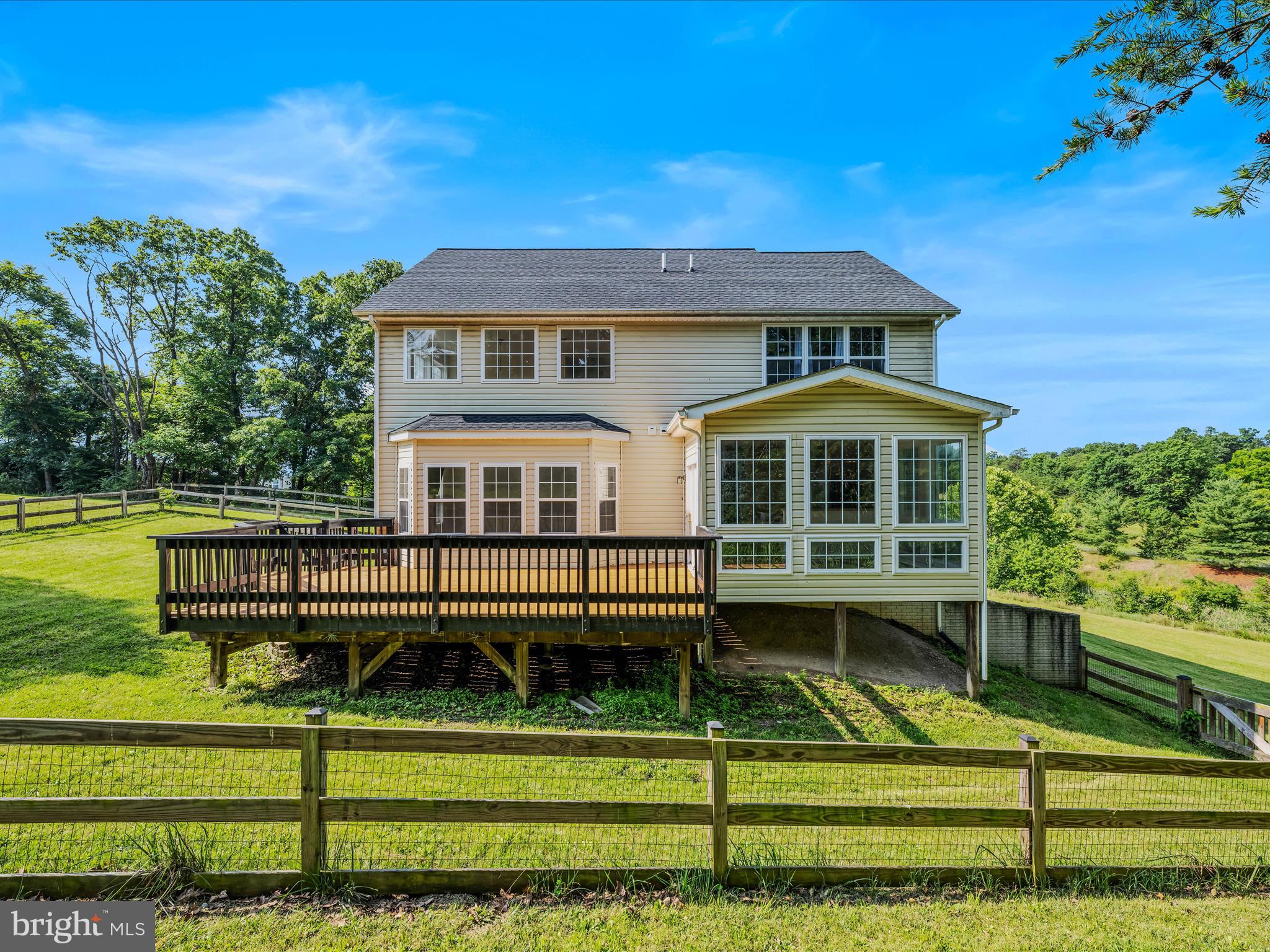 MILLS FARM - Residential