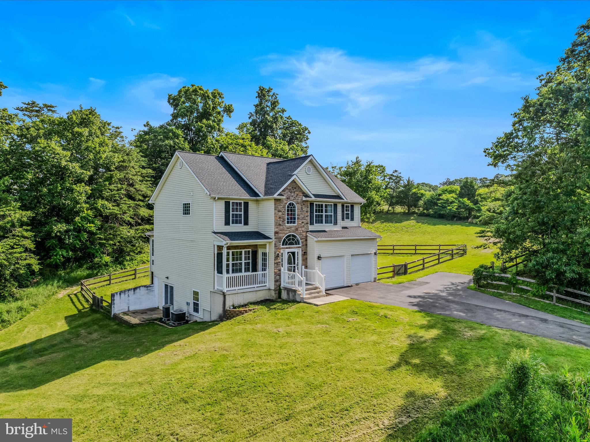 MILLS FARM - Residential