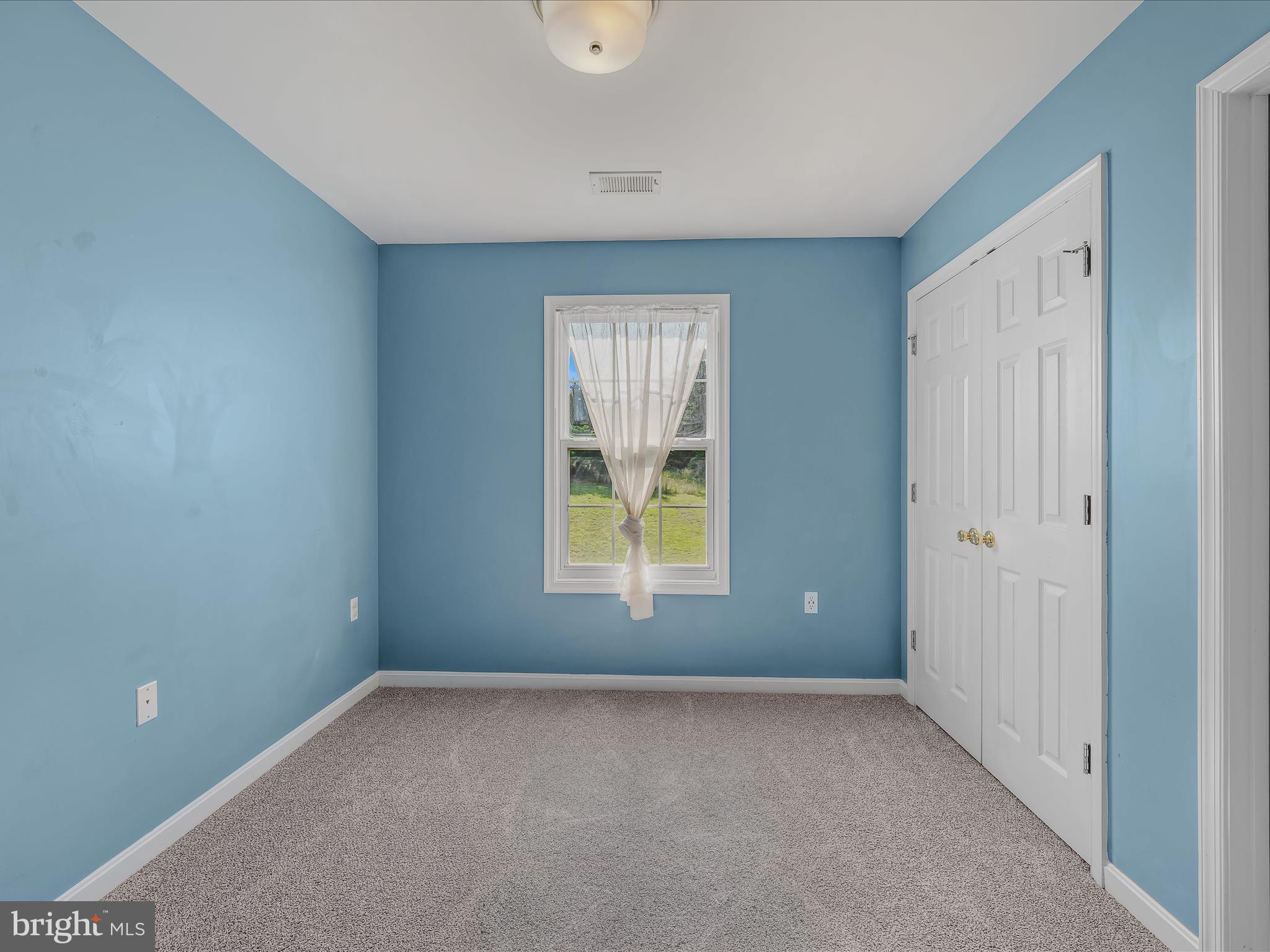 MILLS FARM - Residential