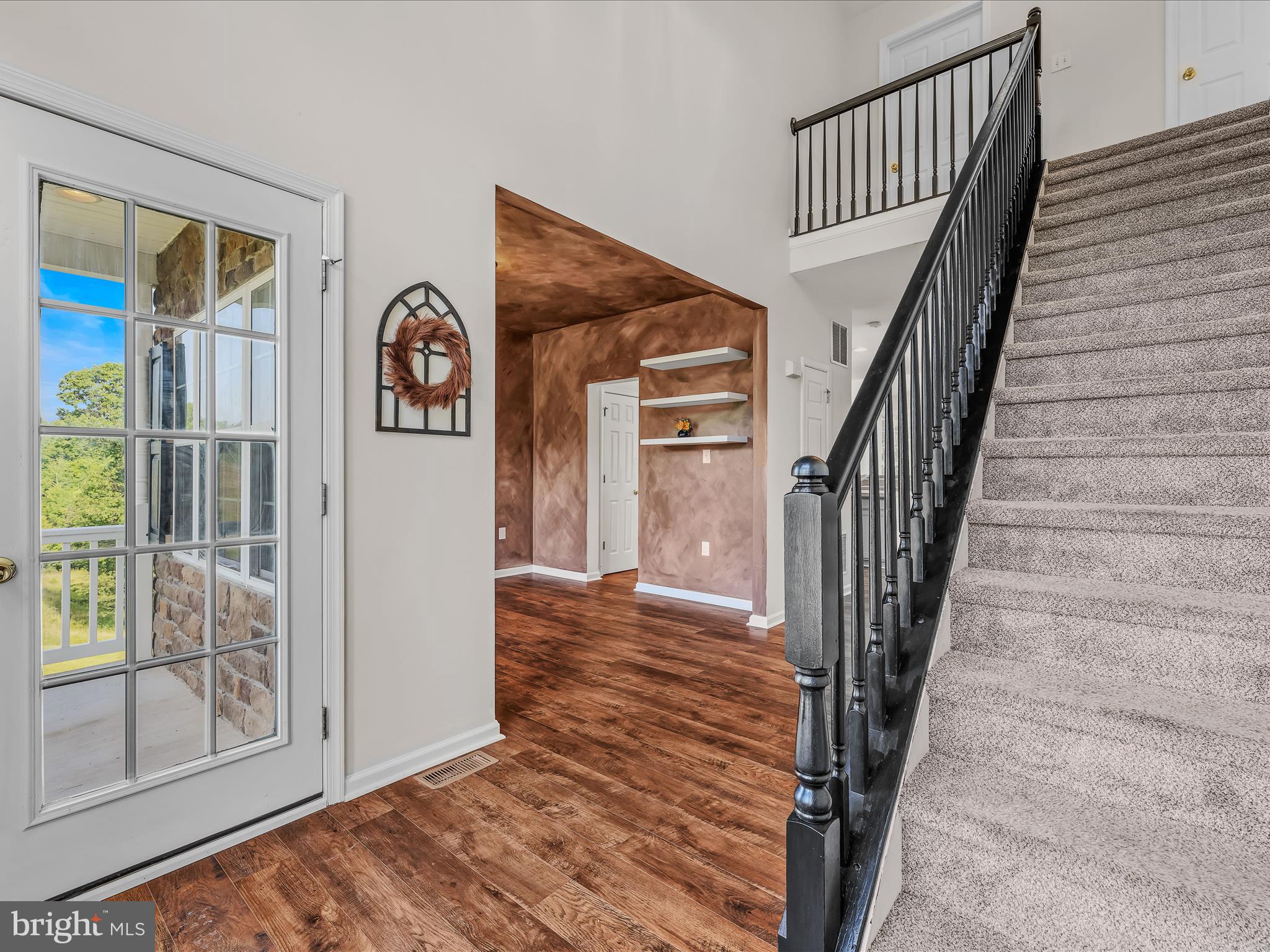 MILLS FARM - Residential