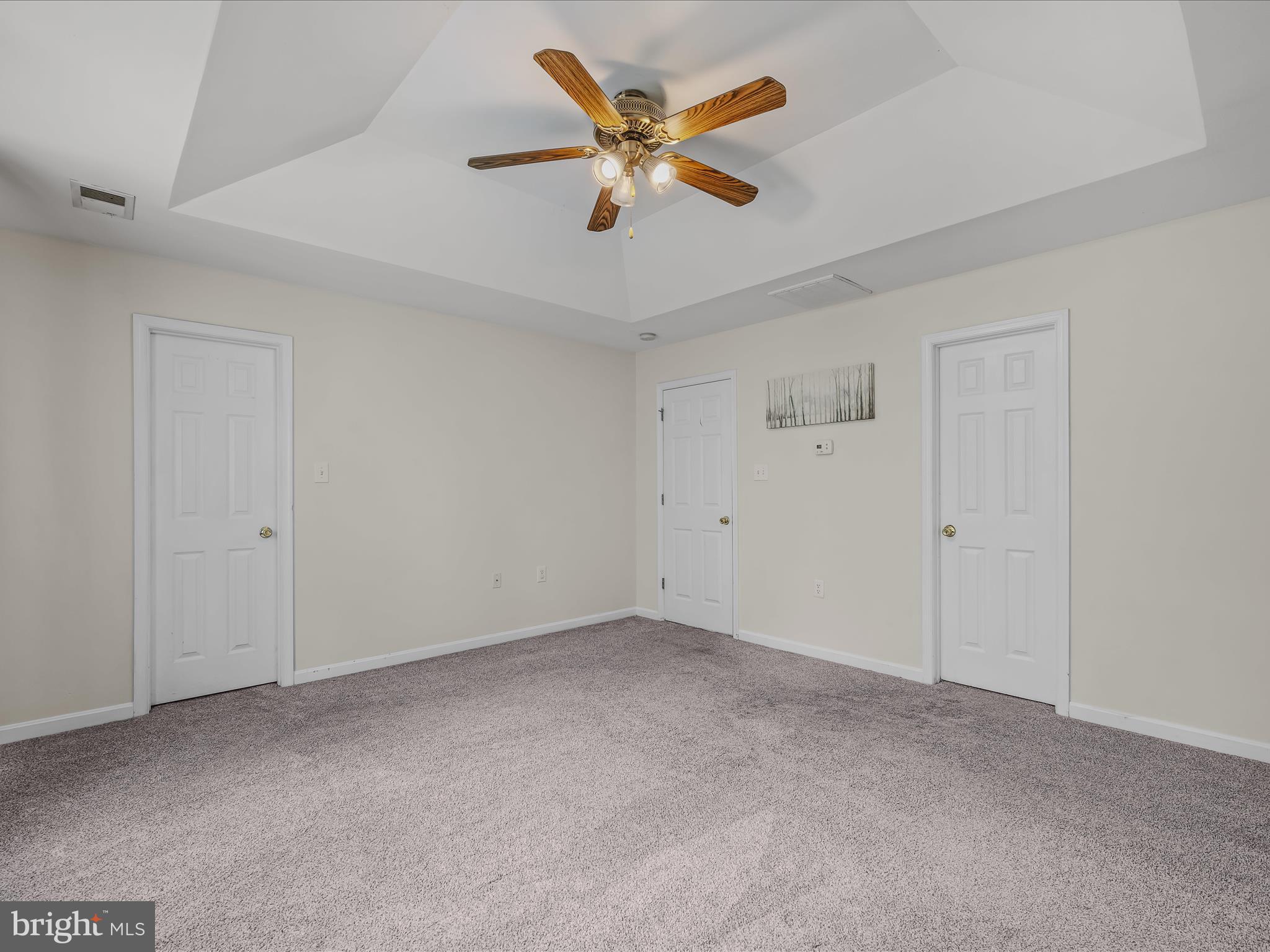 MILLS FARM - Residential