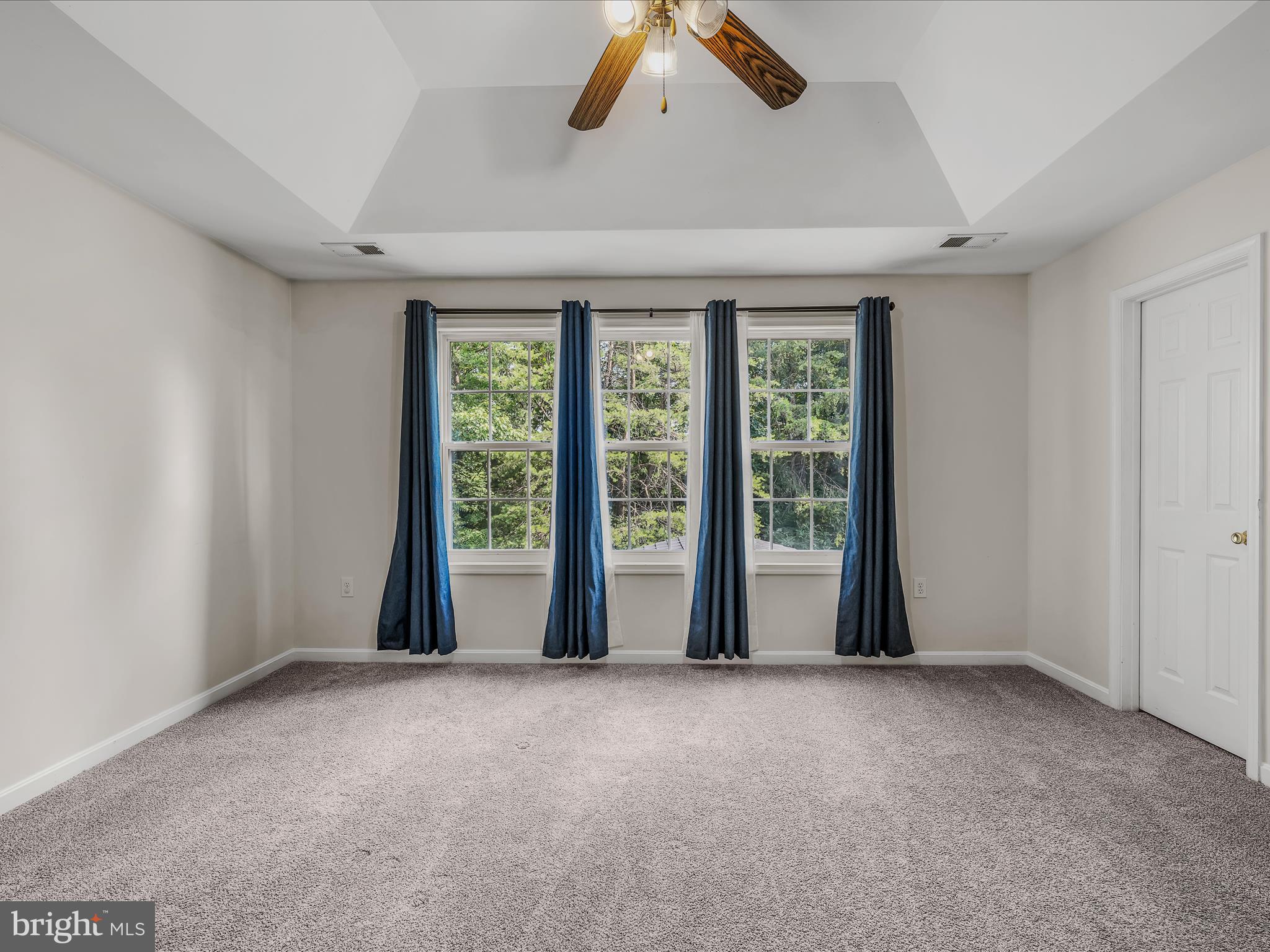 MILLS FARM - Residential