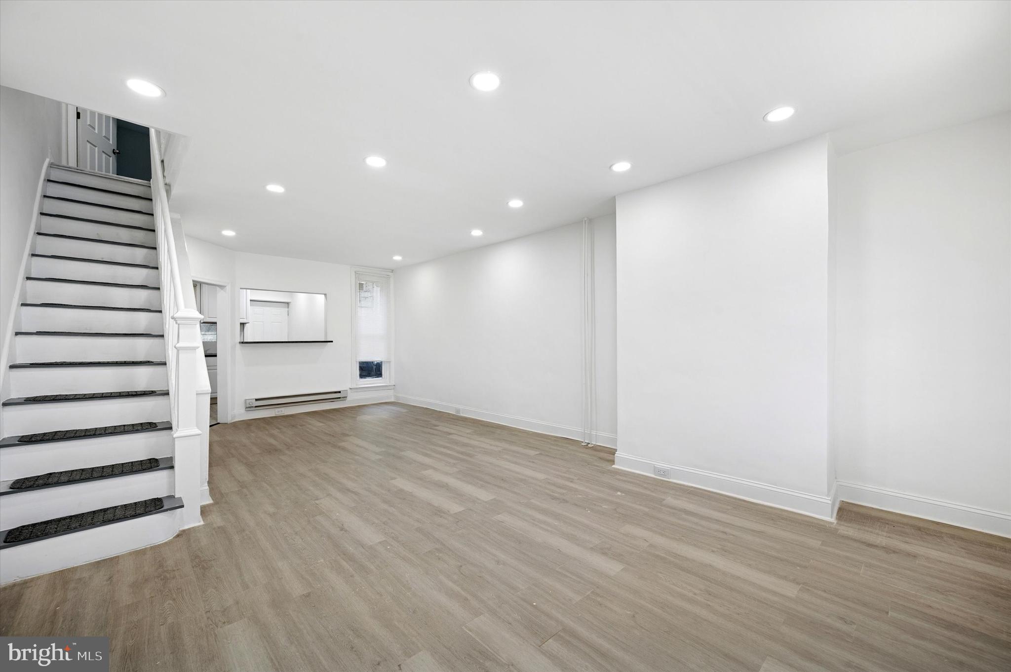 GERMANTOWN - Residential