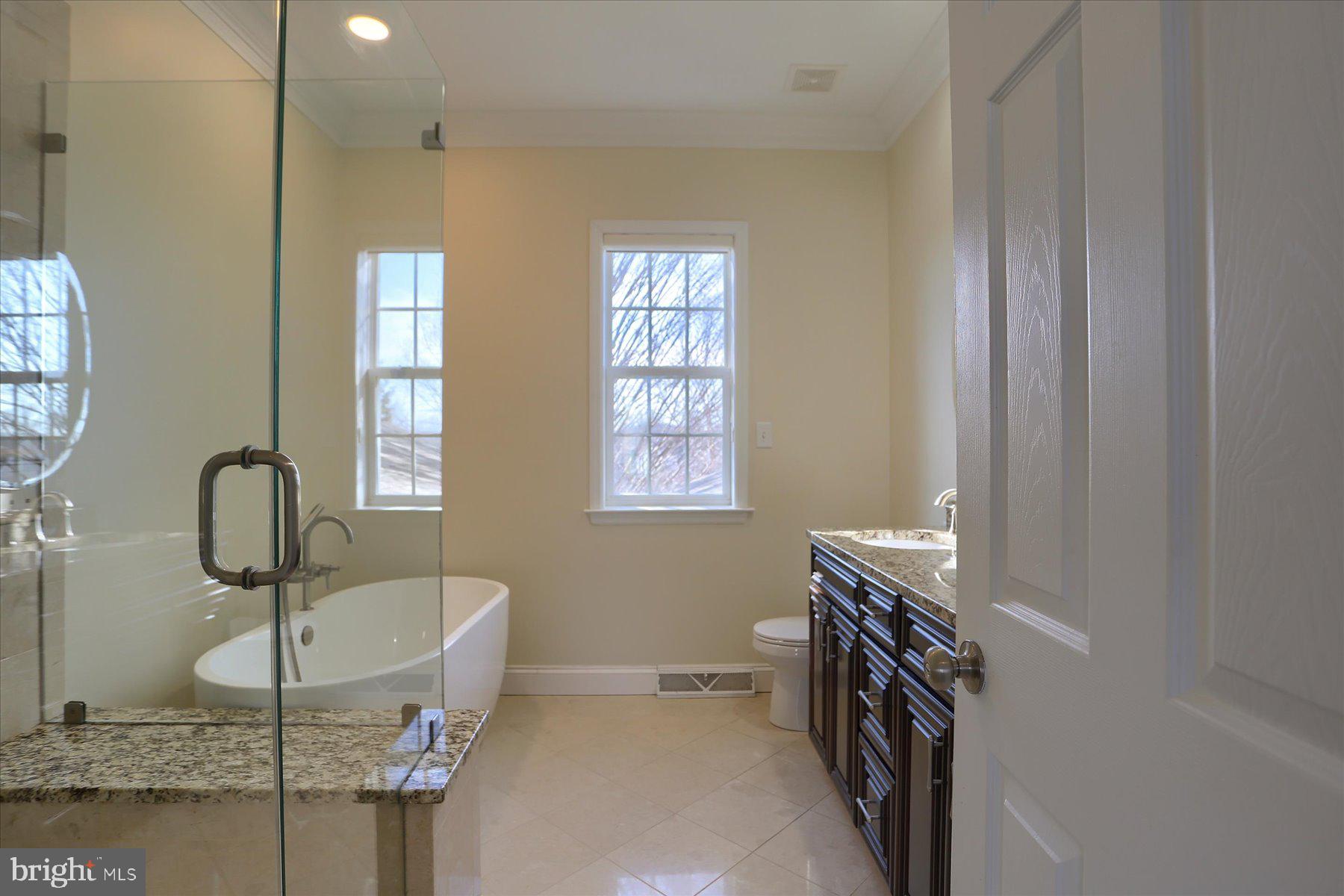 SOUTHPOINT MEADOWS - Residential