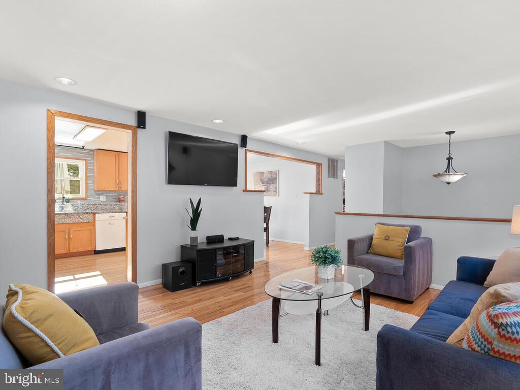 QUAIL VALLEY - Residential