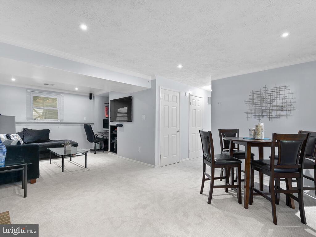 QUAIL VALLEY - Residential