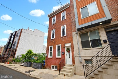 715 EMILY STREET PHILADELPHIA PA 19148