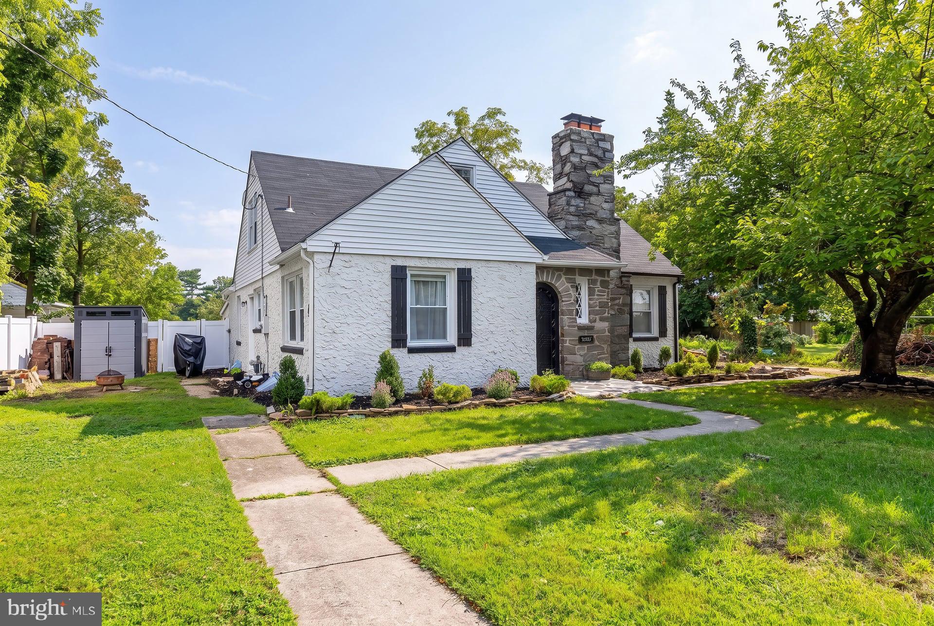 522 CEDAR AVENUE