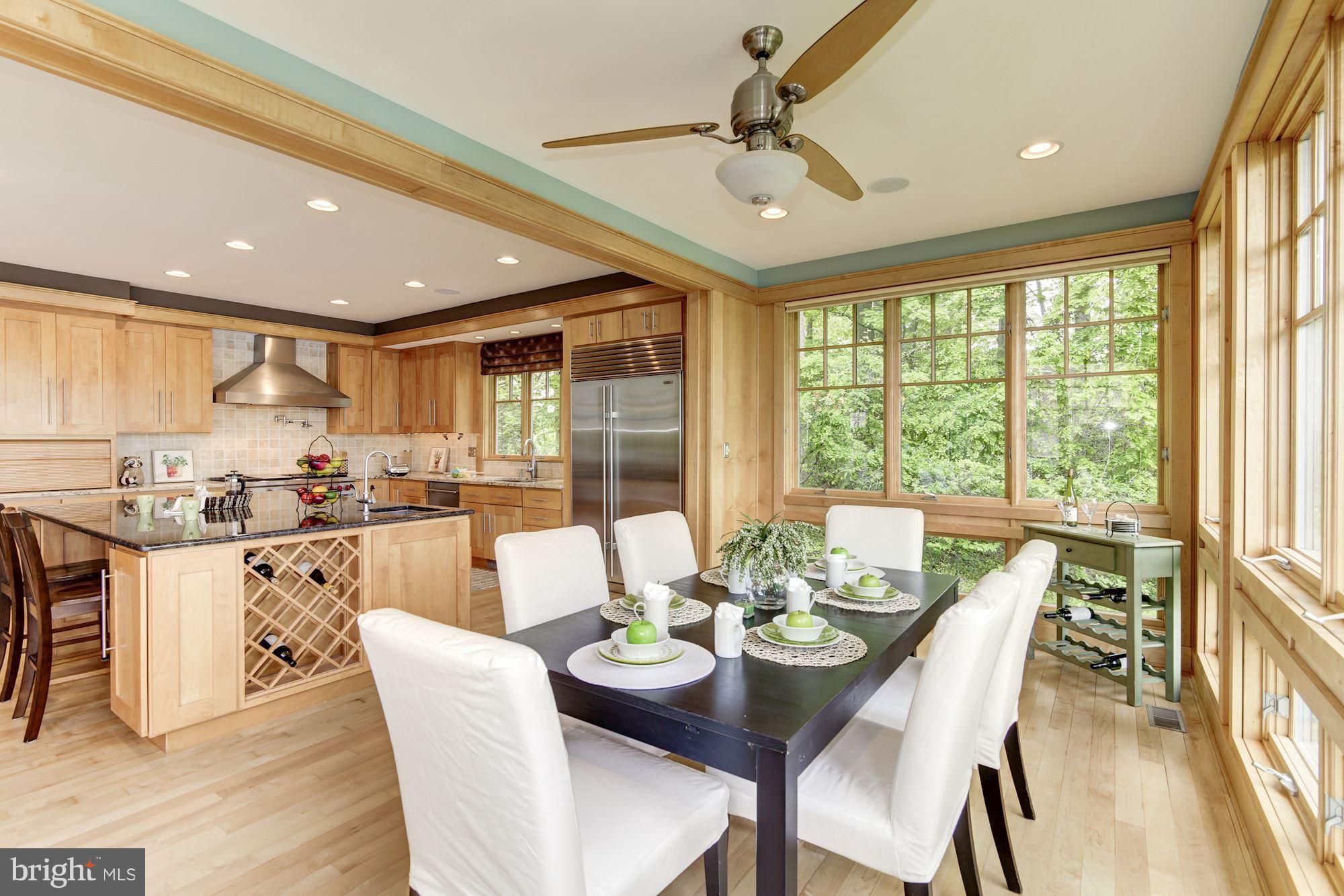 EDGEWATER BEACH - Residential