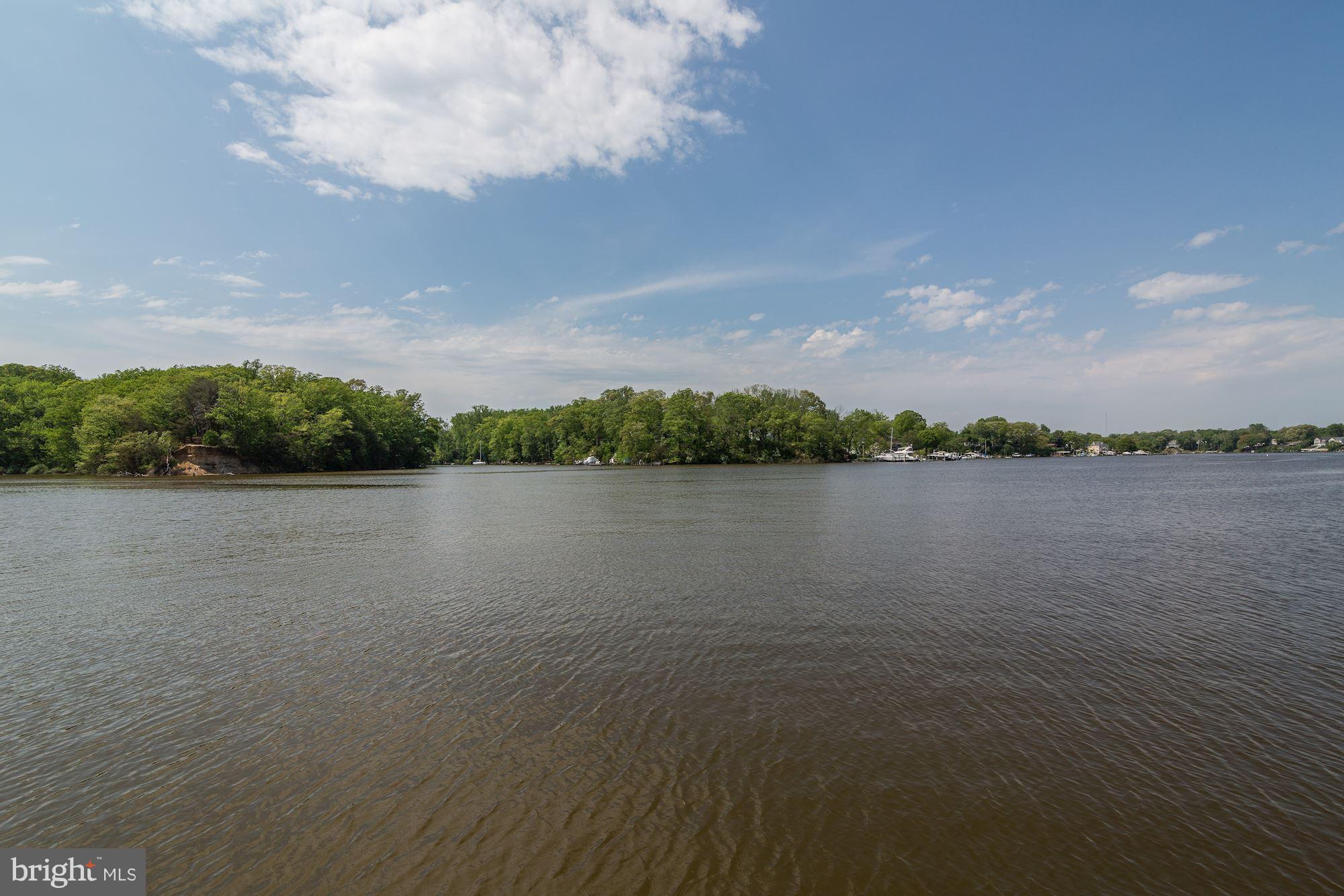EDGEWATER BEACH - Residential