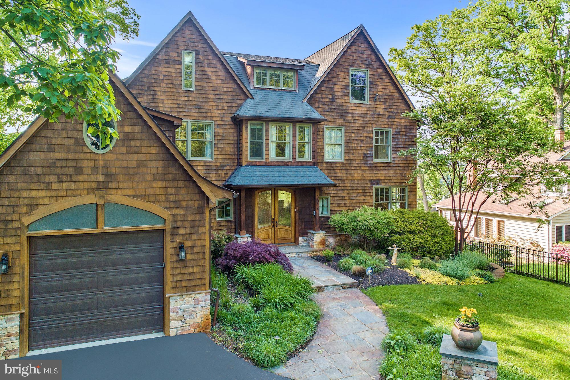 EDGEWATER BEACH - Residential