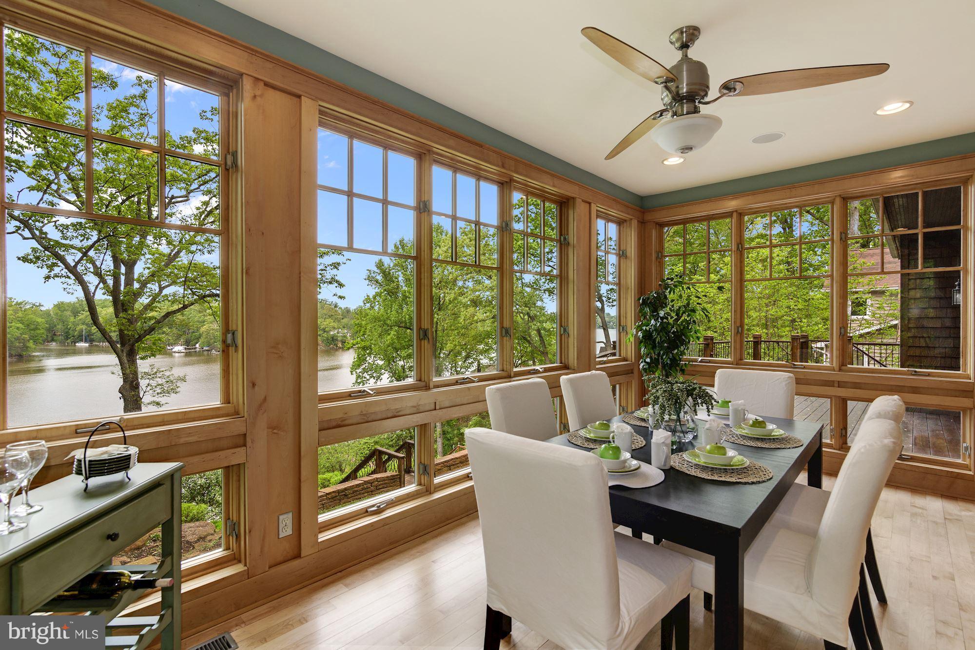 EDGEWATER BEACH - Residential