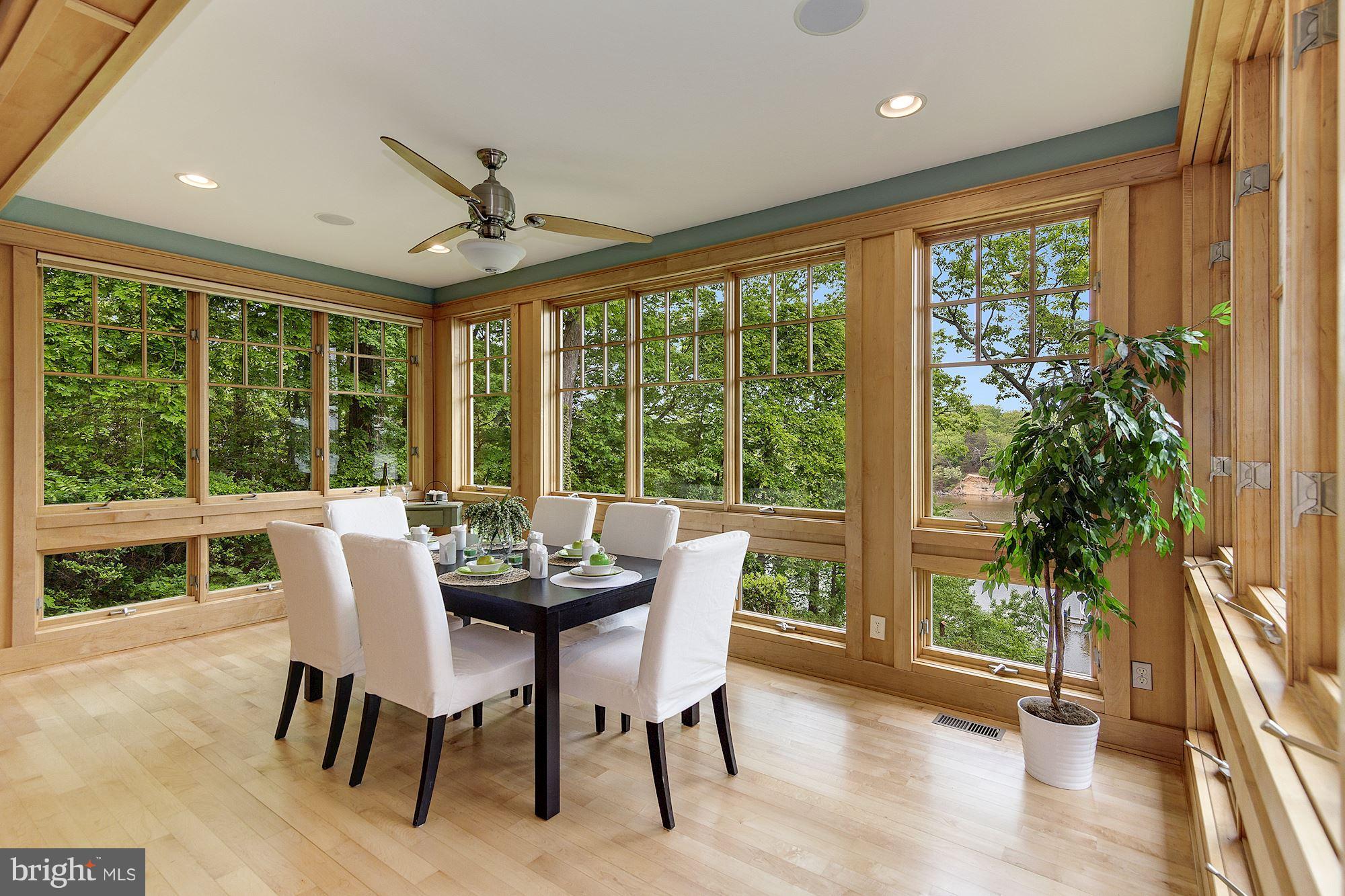 EDGEWATER BEACH - Residential