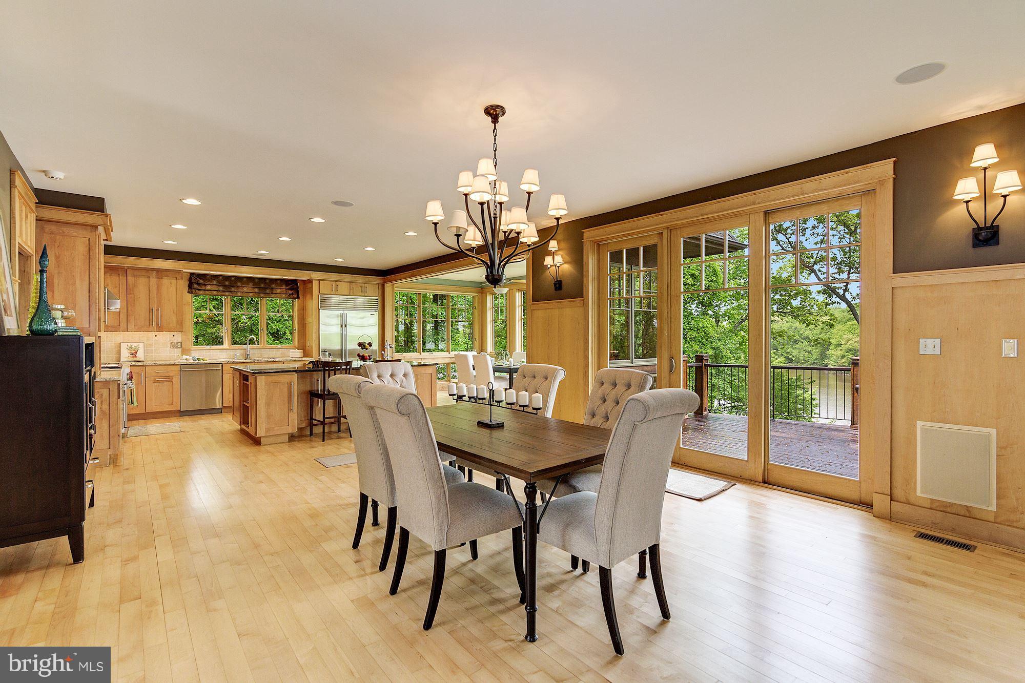 EDGEWATER BEACH - Residential