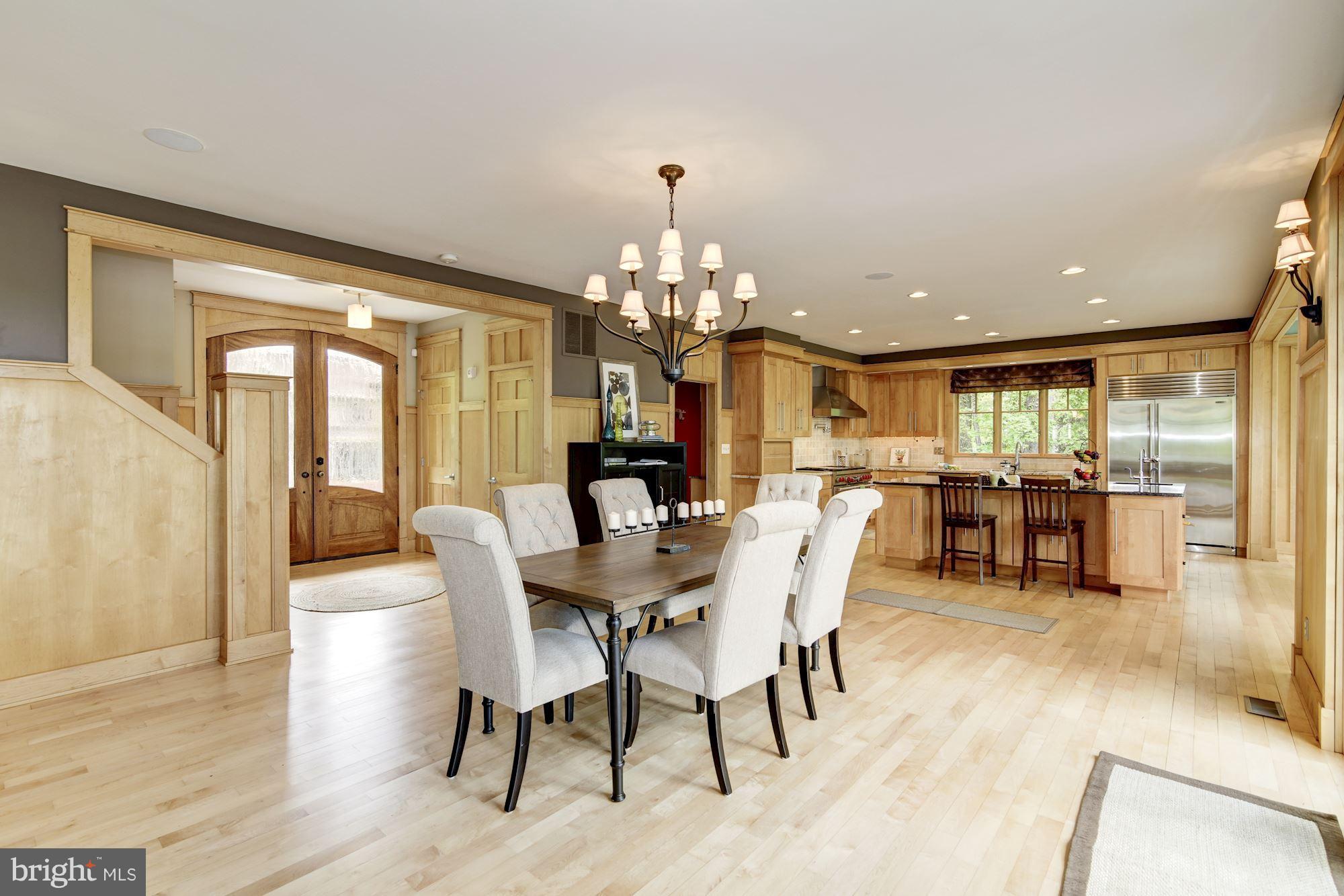 EDGEWATER BEACH - Residential