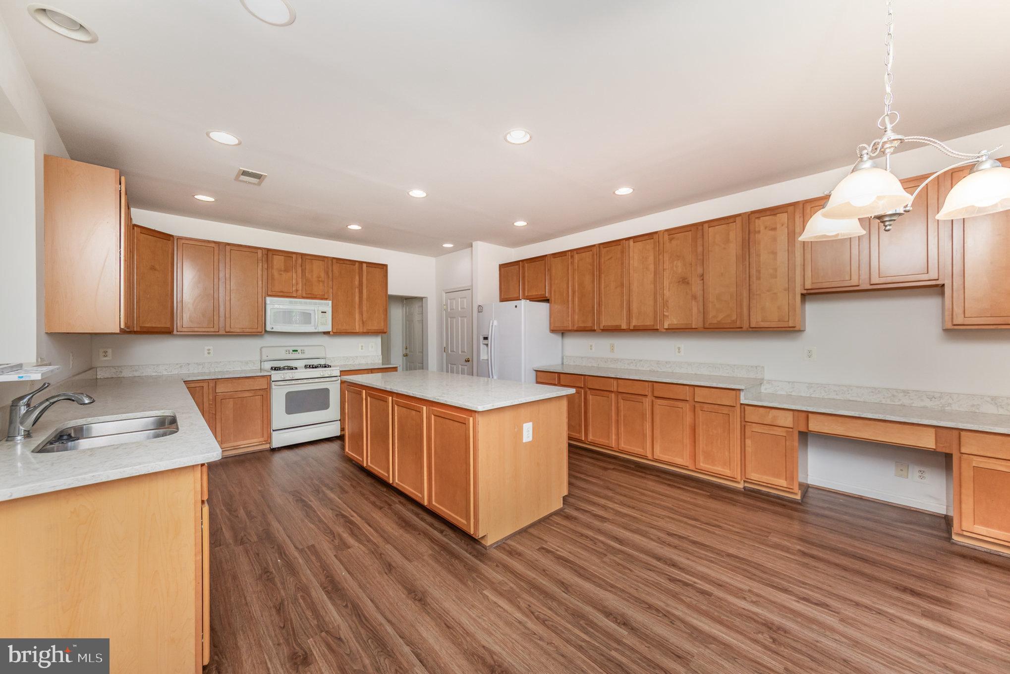 VILLAGE OF IDLEWILD - Residential