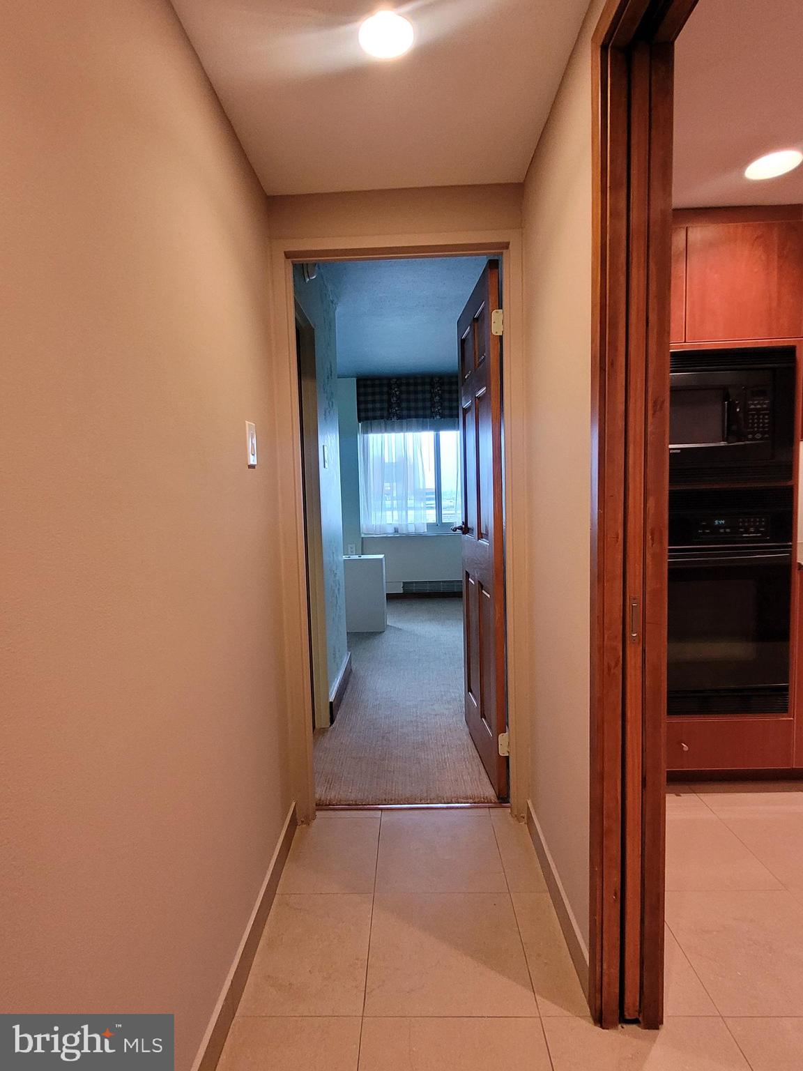WASHINGTON SQ - Residential Lease