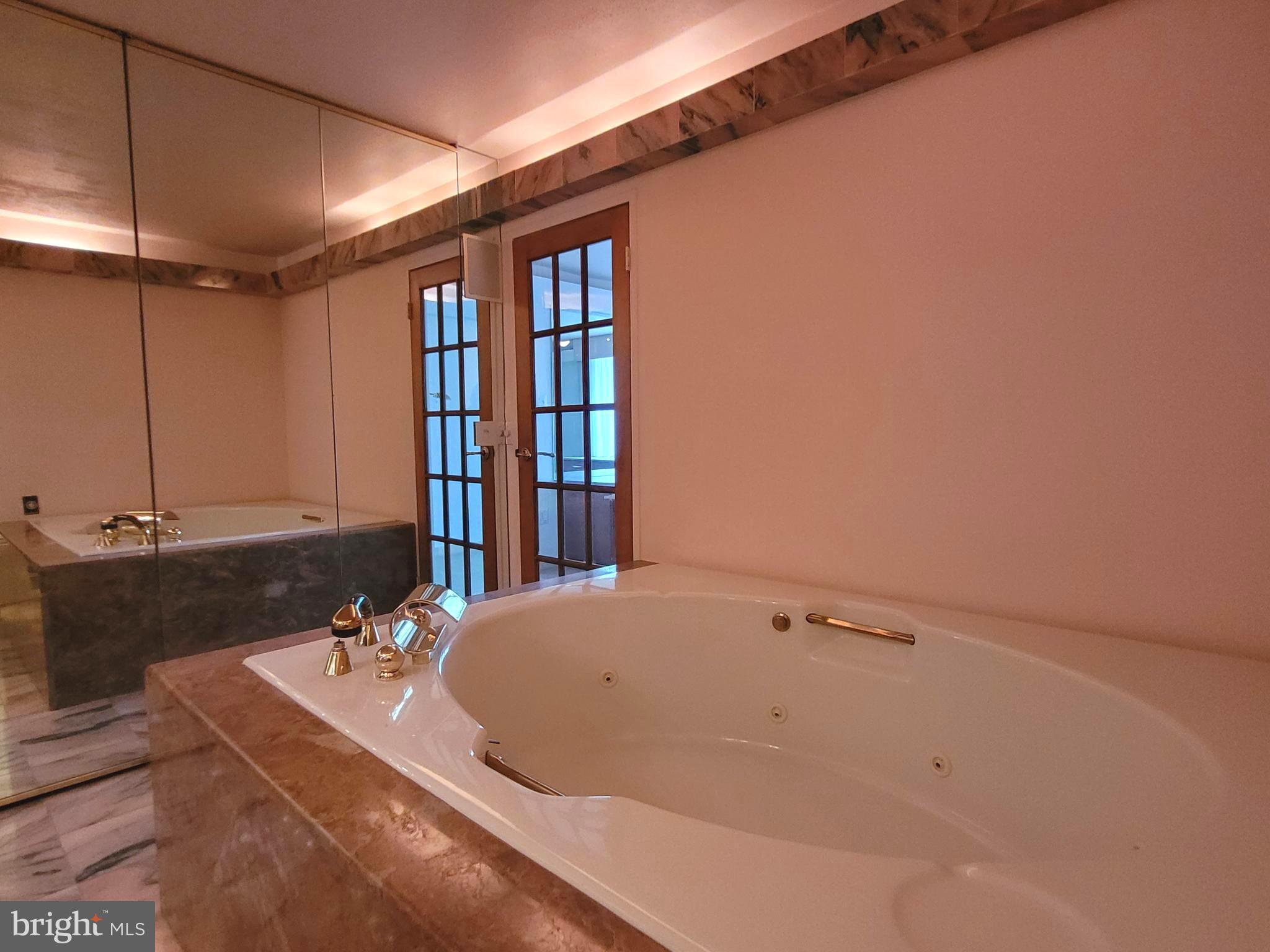 WASHINGTON SQ - Residential Lease