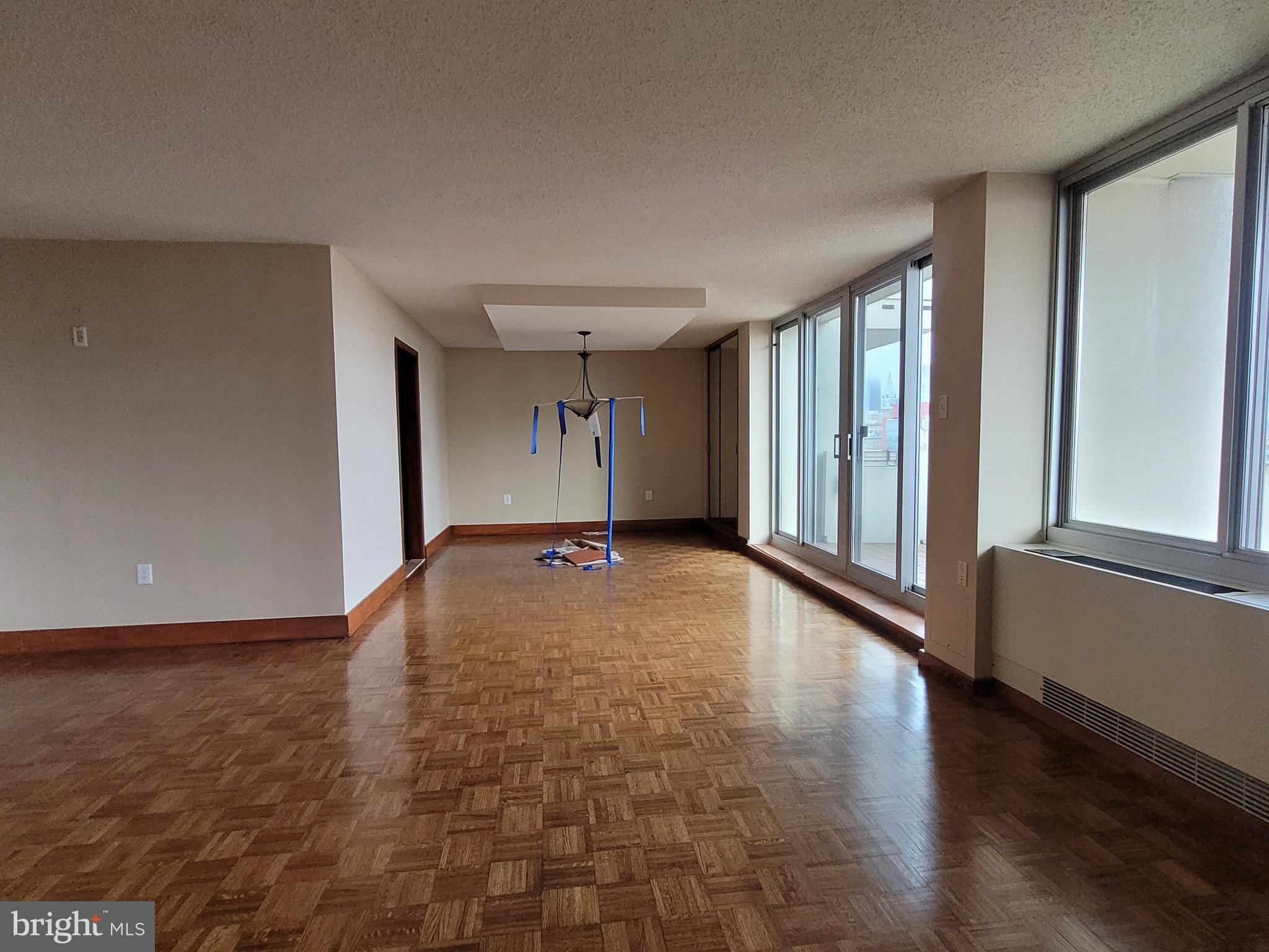 WASHINGTON SQ - Residential Lease
