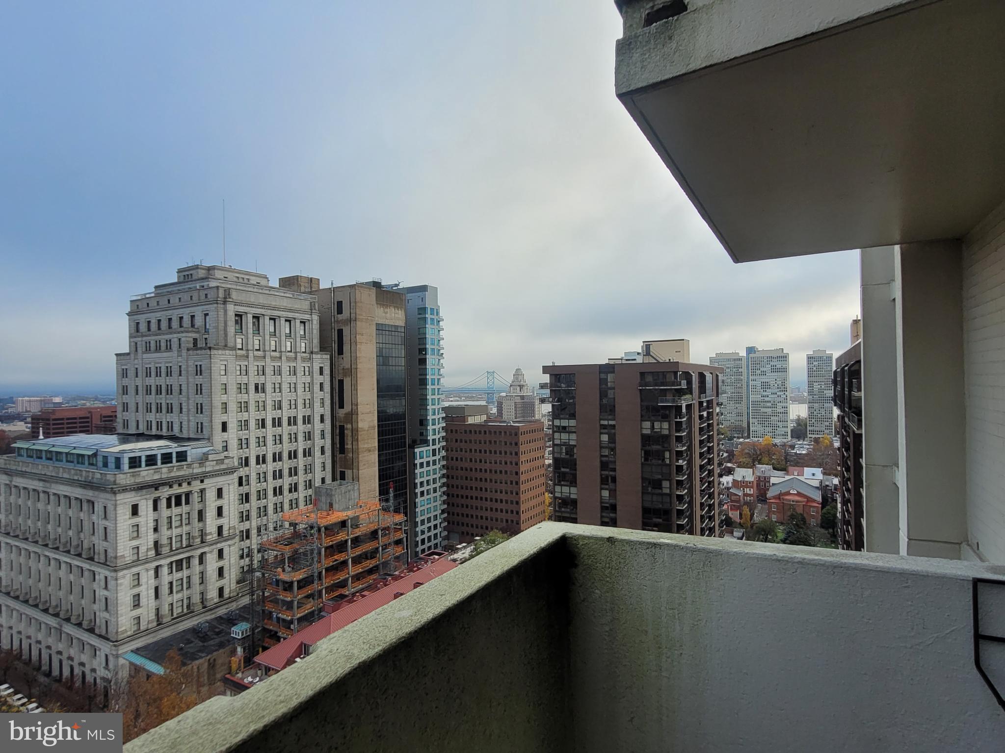 WASHINGTON SQ - Residential Lease