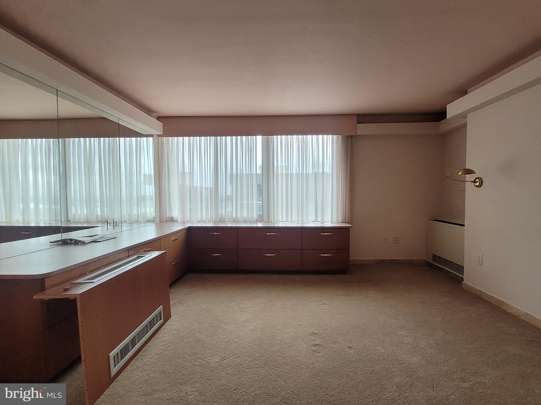 WASHINGTON SQ - Residential Lease