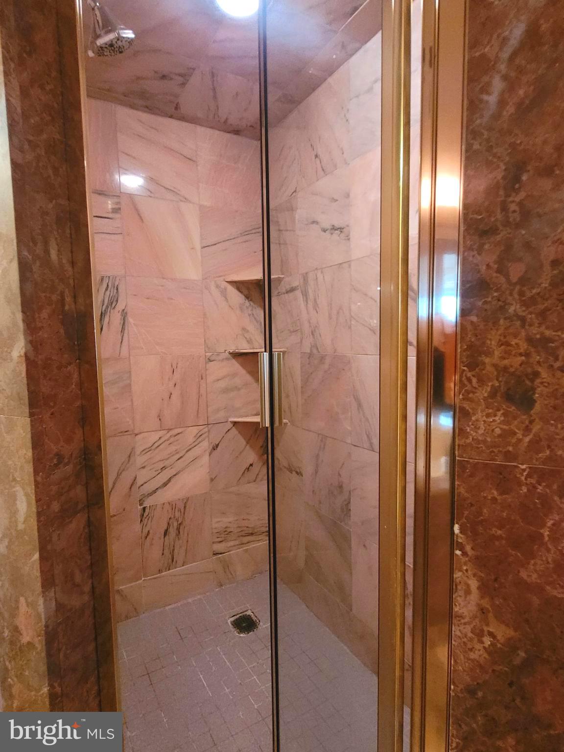 WASHINGTON SQ - Residential Lease