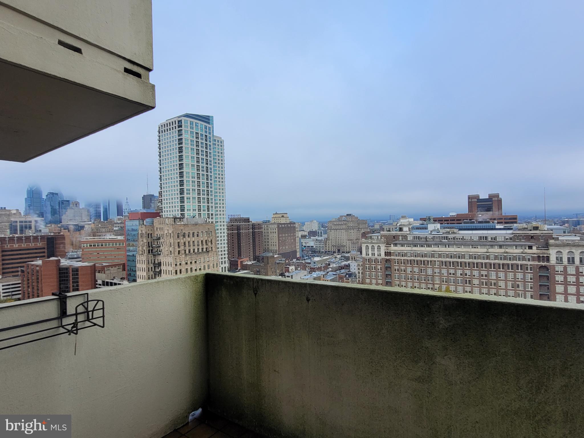 WASHINGTON SQ - Residential Lease