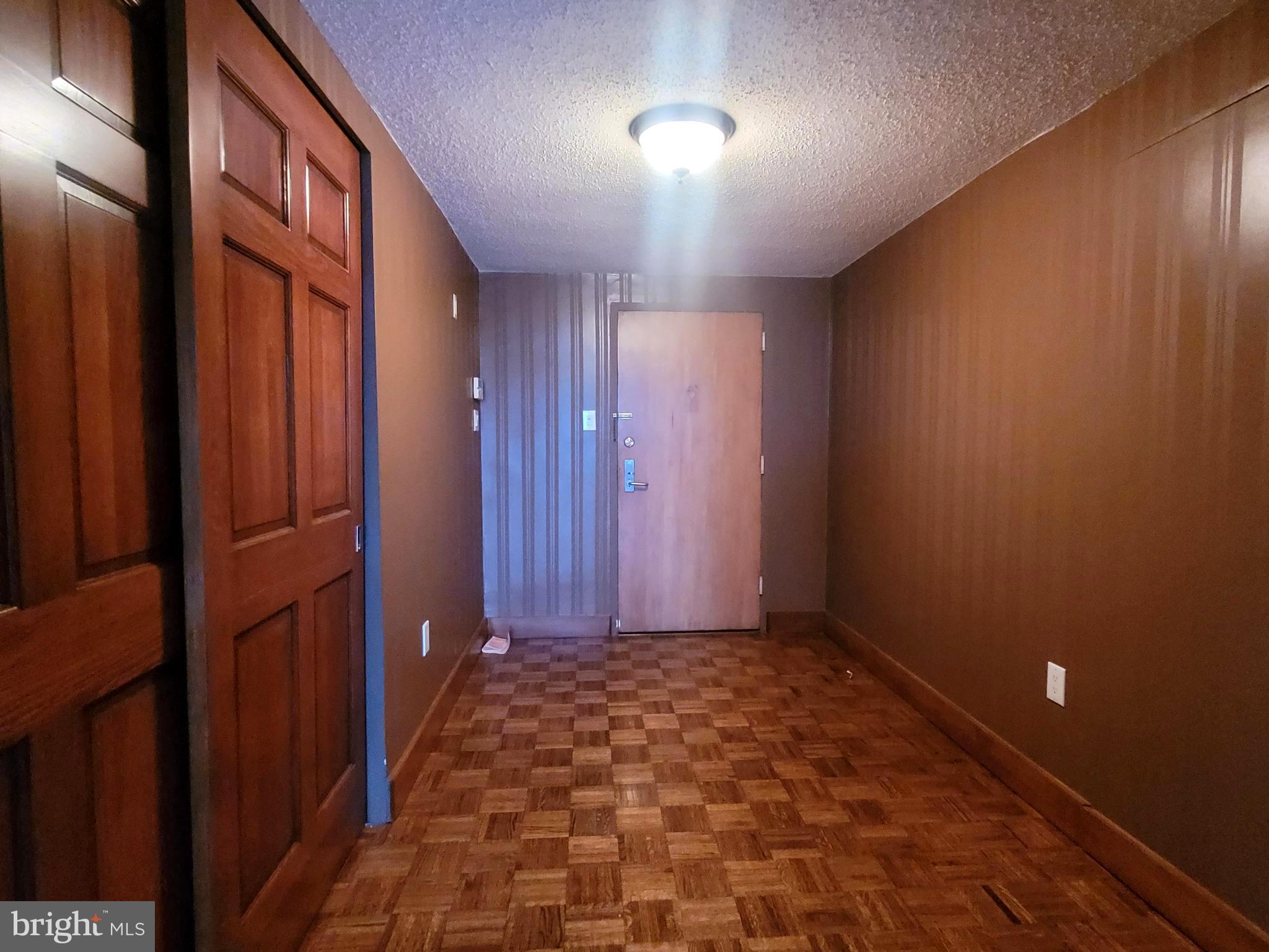 WASHINGTON SQ - Residential Lease