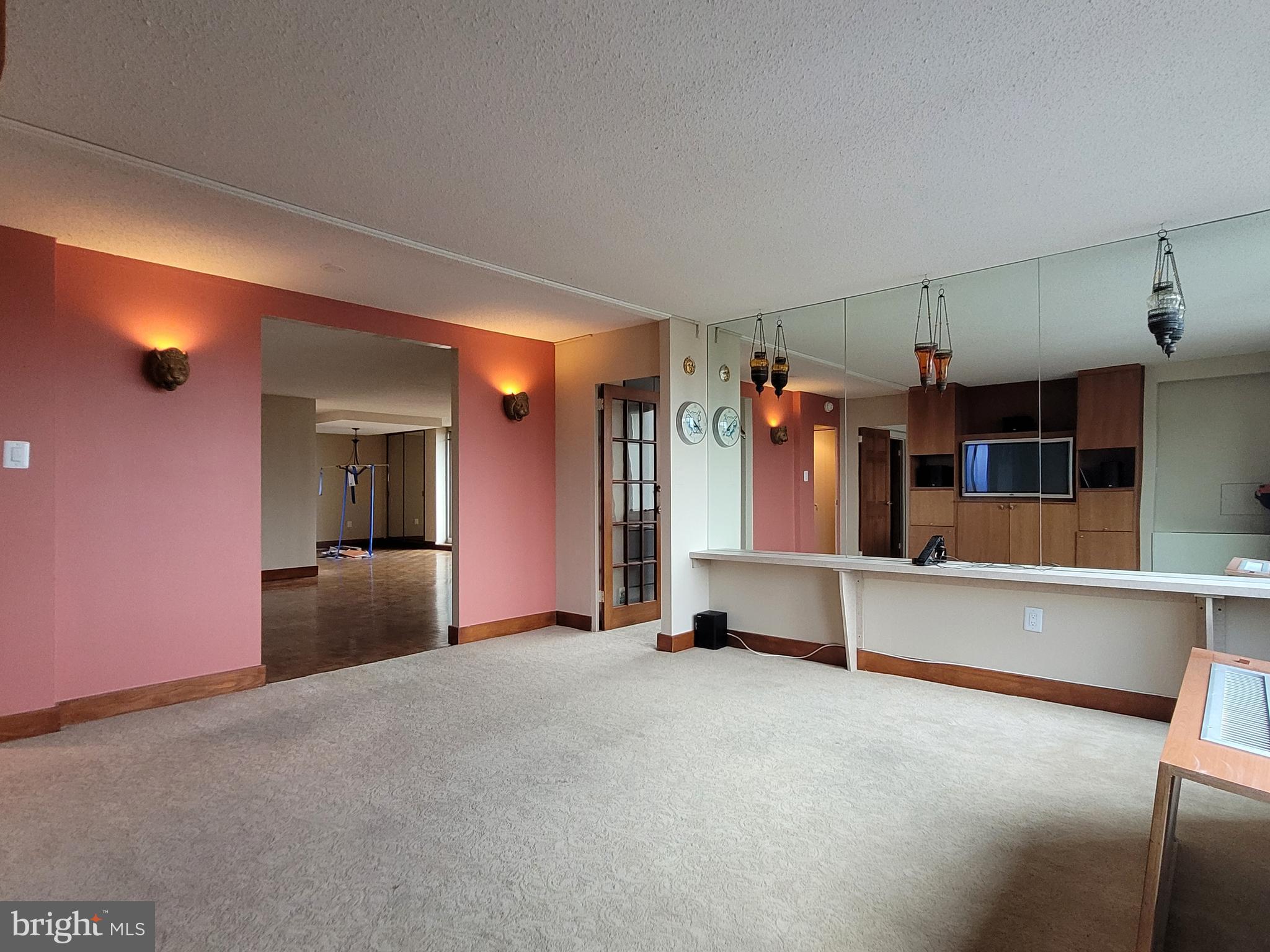 WASHINGTON SQ - Residential Lease