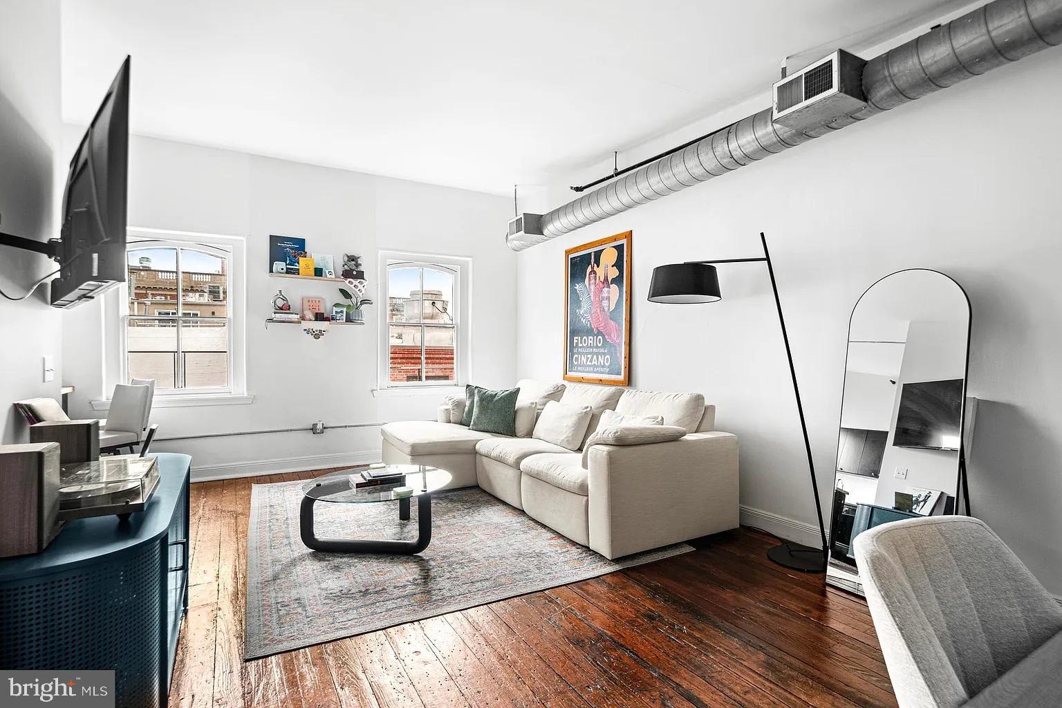 OLD CITY - Residential Lease