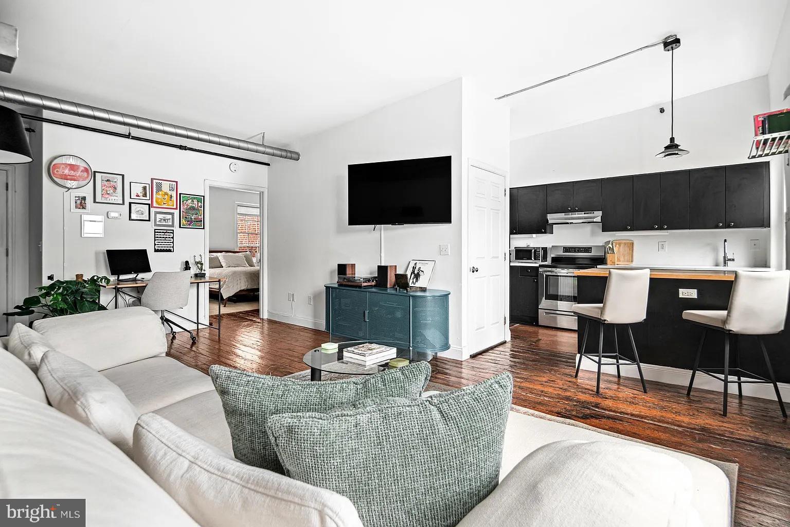 OLD CITY - Residential Lease