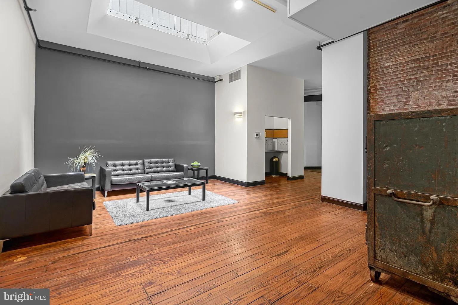 OLD CITY - Residential Lease