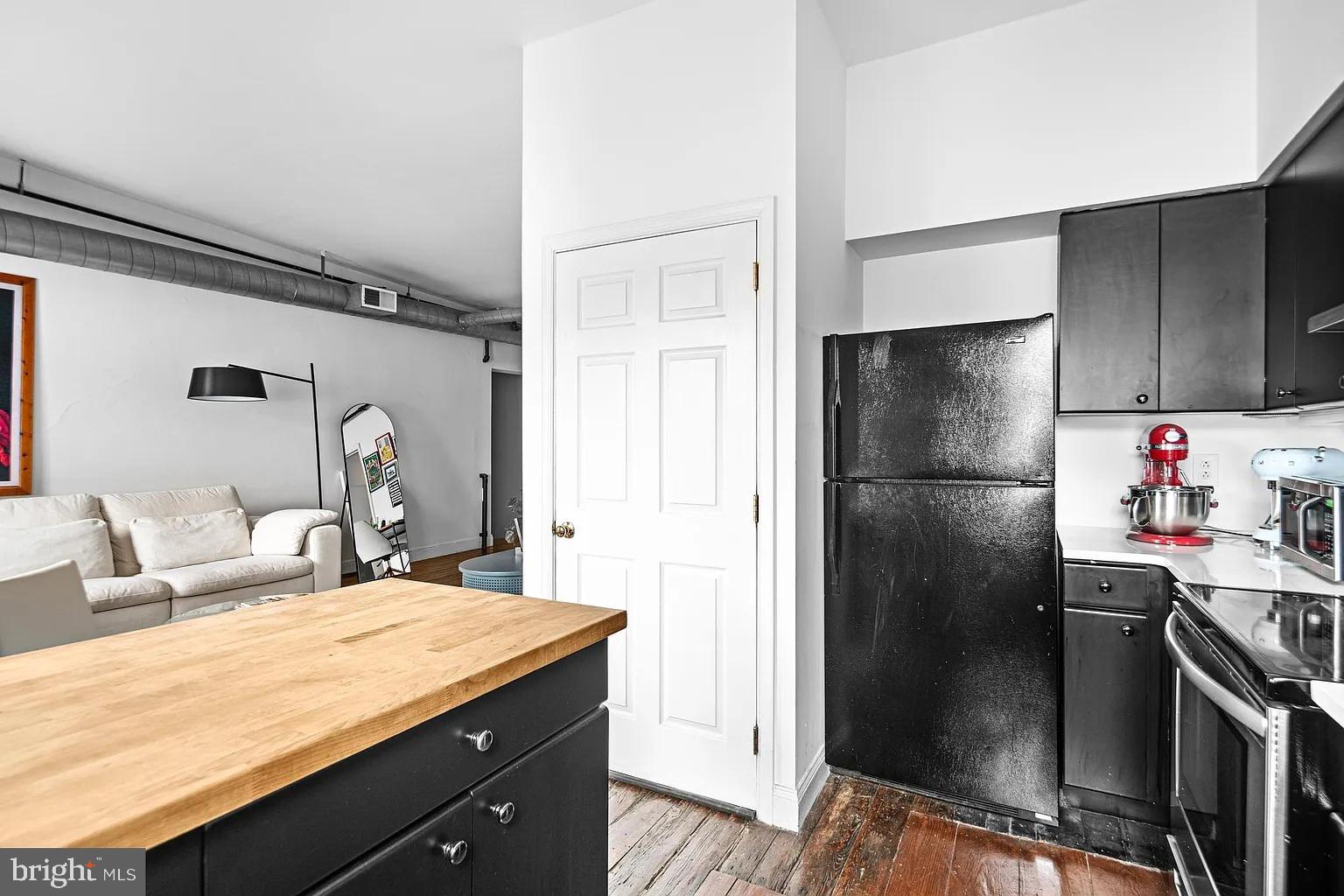 OLD CITY - Residential Lease