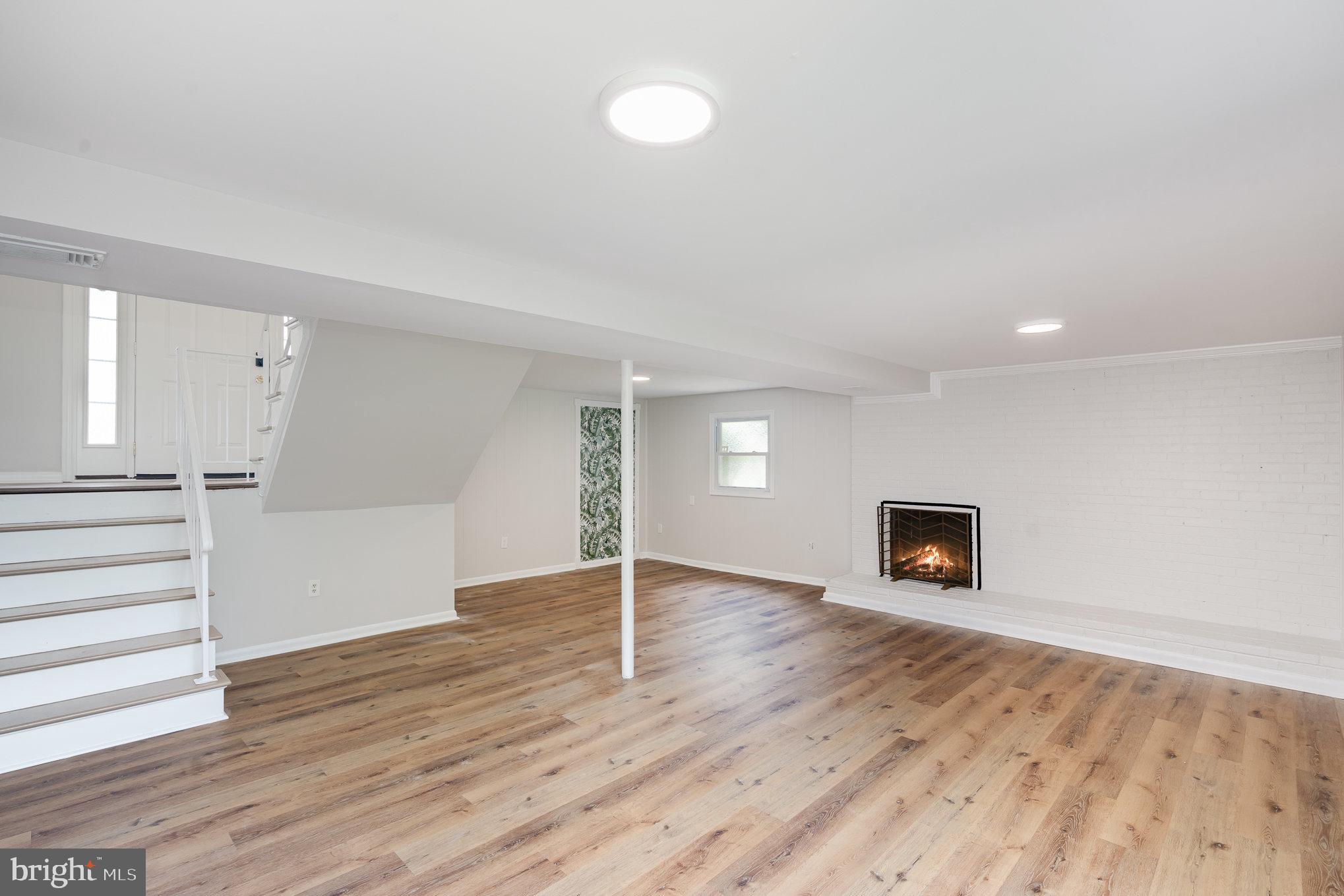 SOUTH FORT FOOTE VILLAGE - Residential Lease