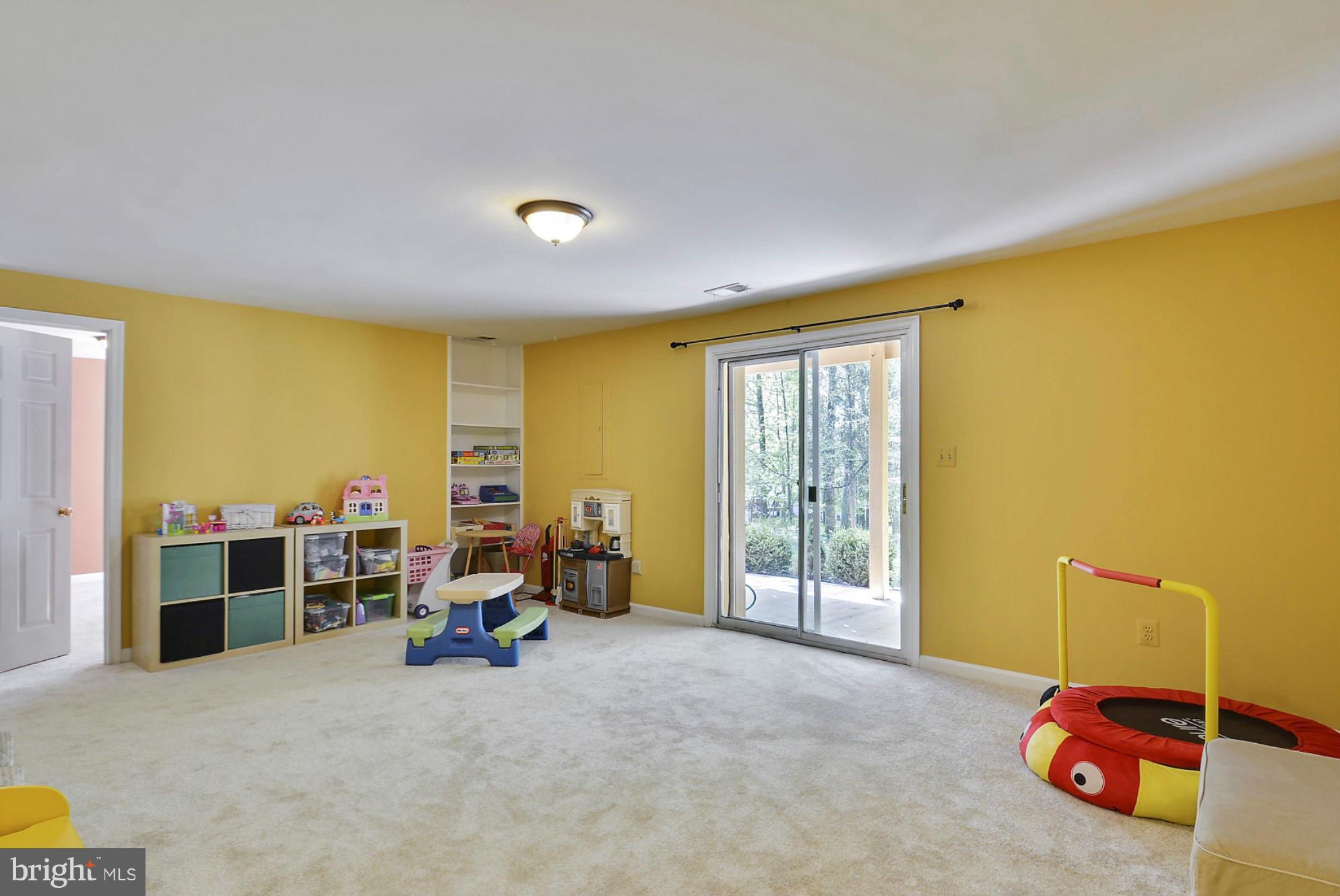 GREEN TRAILS - Residential