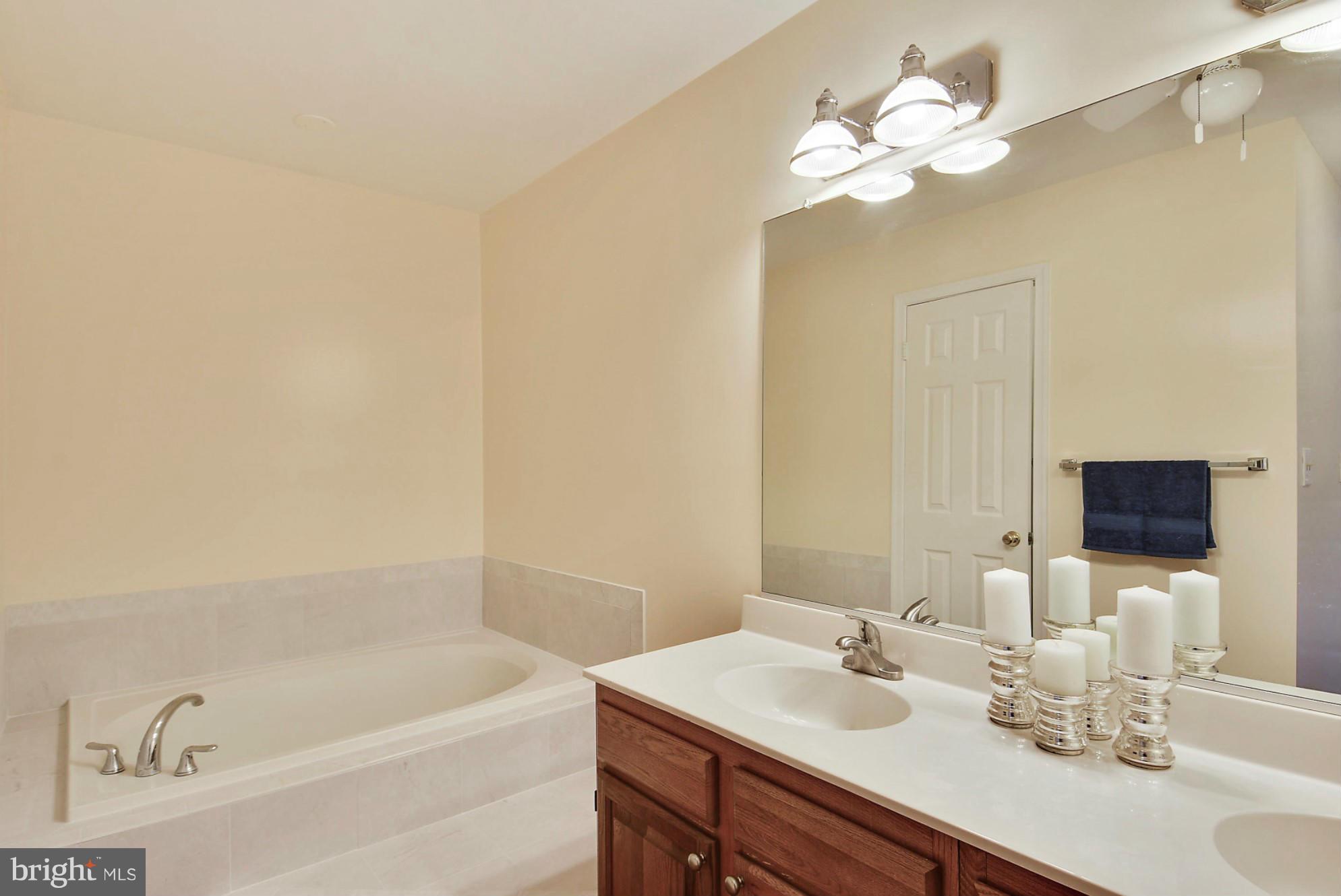 GREEN TRAILS - Residential