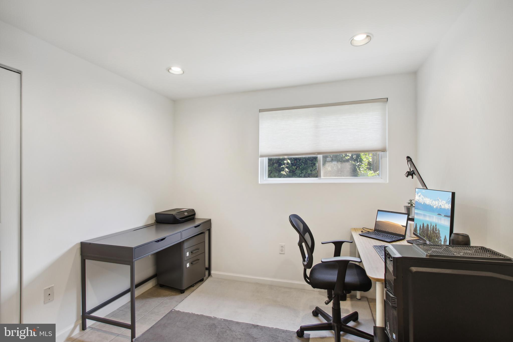 HUNGERFORD - Residential Lease