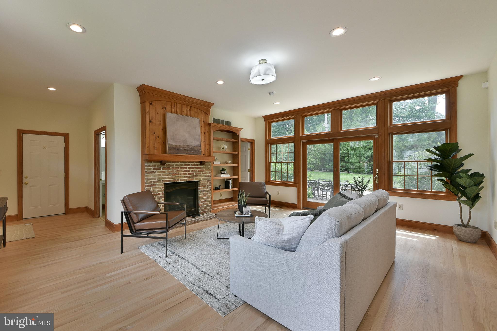 WEST ACRES - Residential