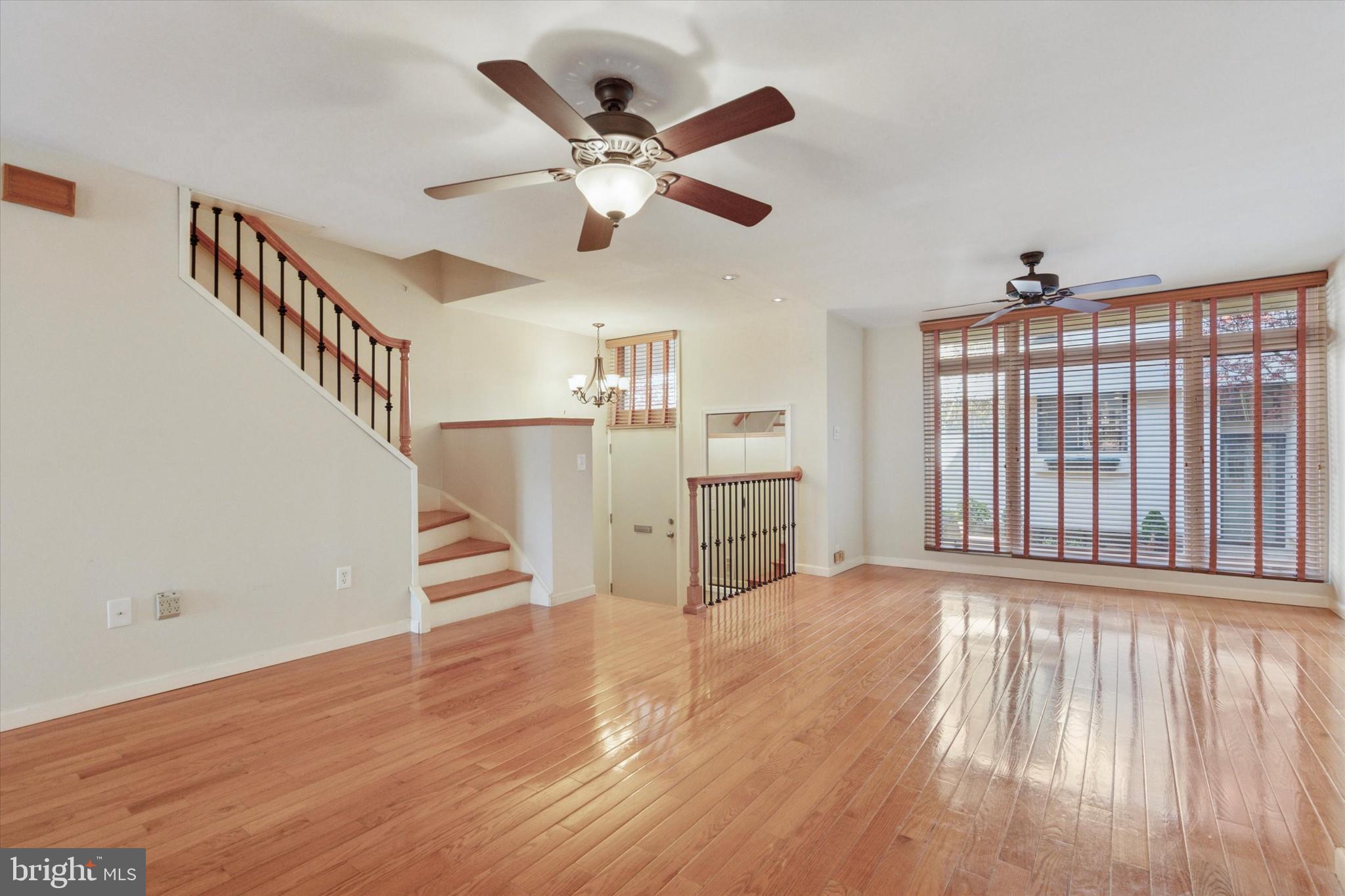 WASHINGTON SQ WEST - Residential