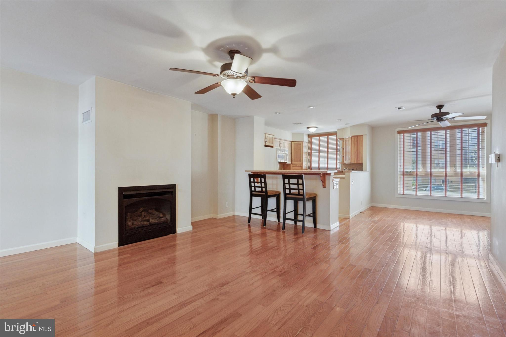 WASHINGTON SQ WEST - Residential