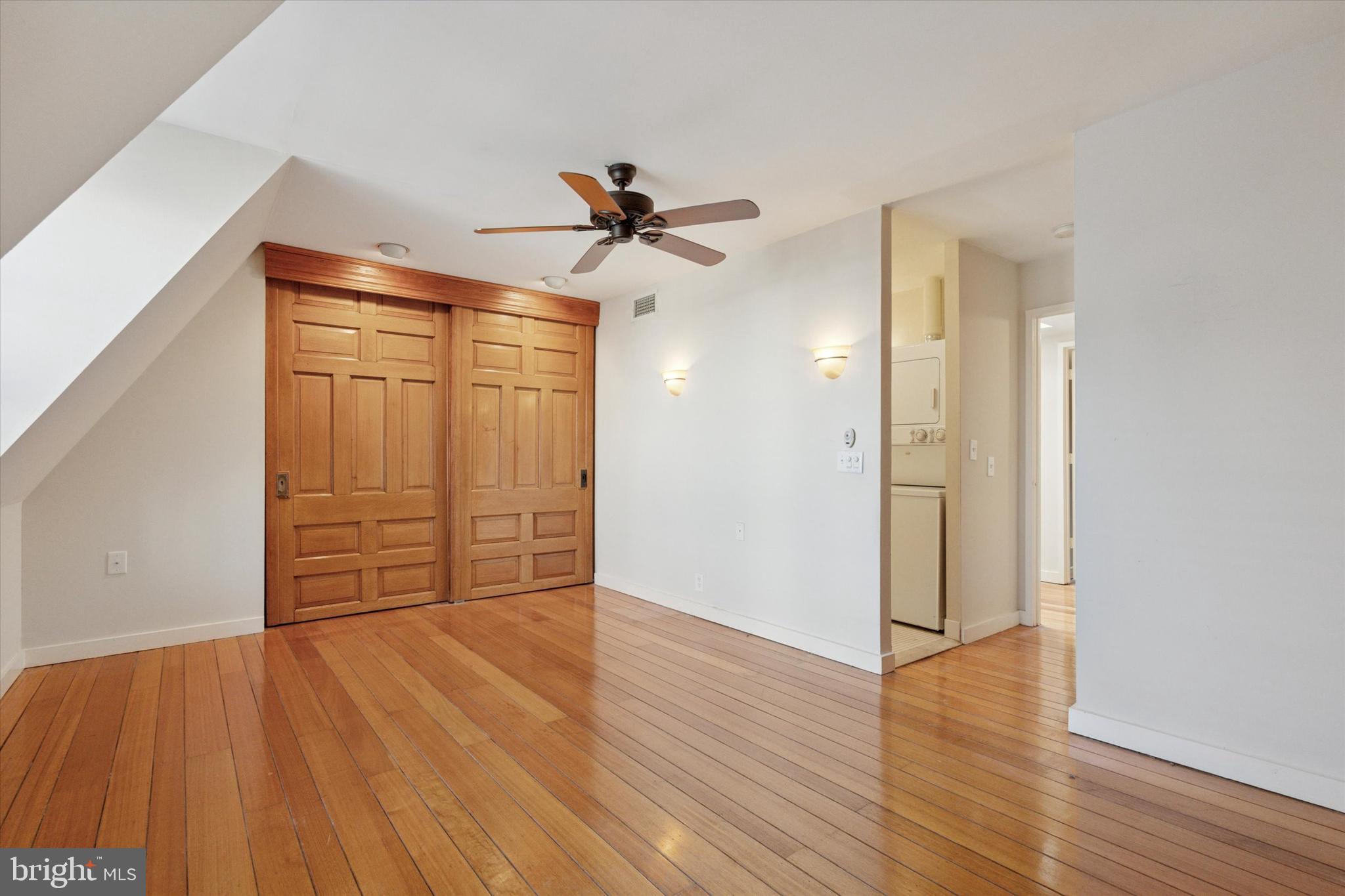 WASHINGTON SQ WEST - Residential