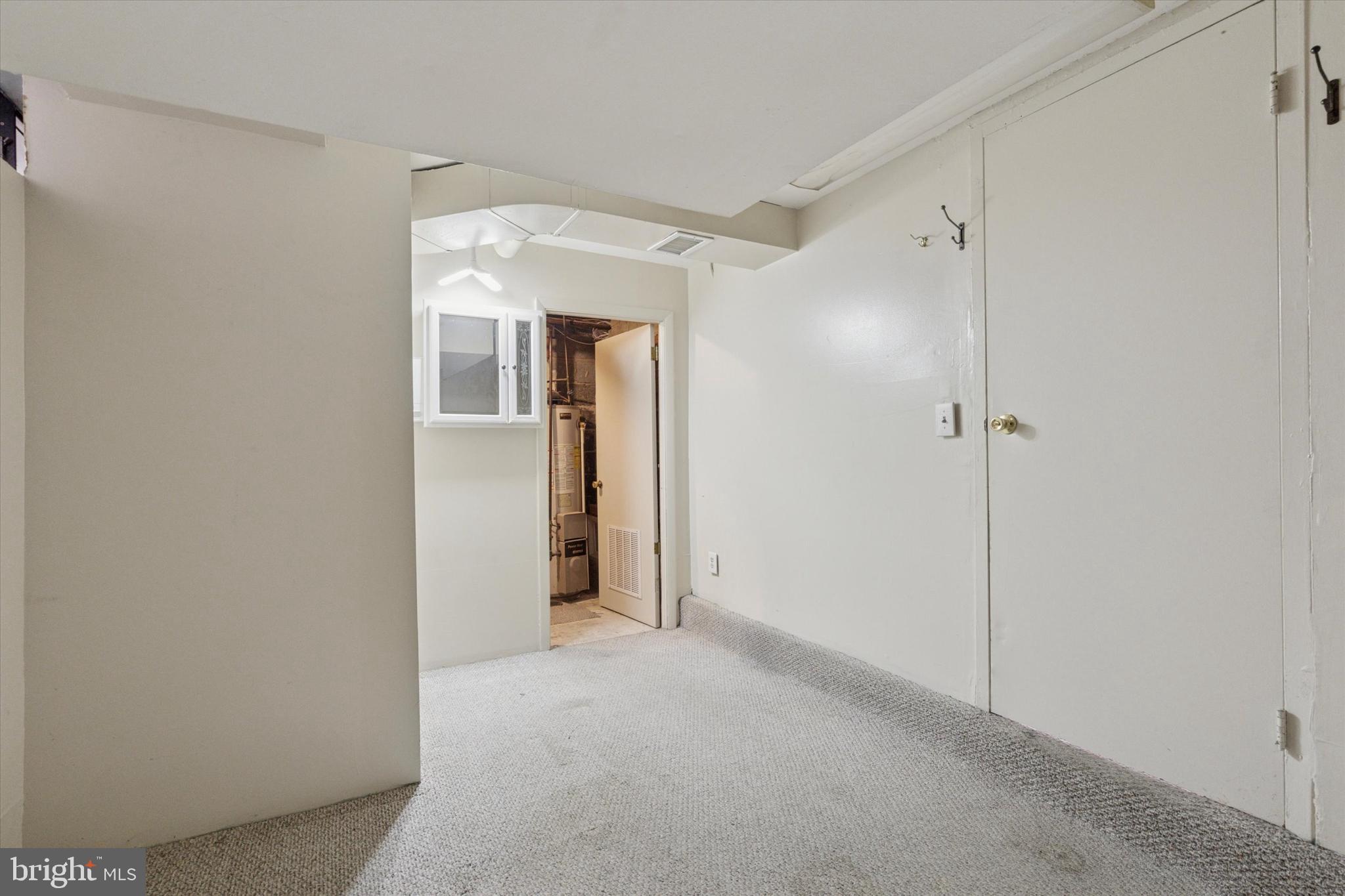 WASHINGTON SQ WEST - Residential