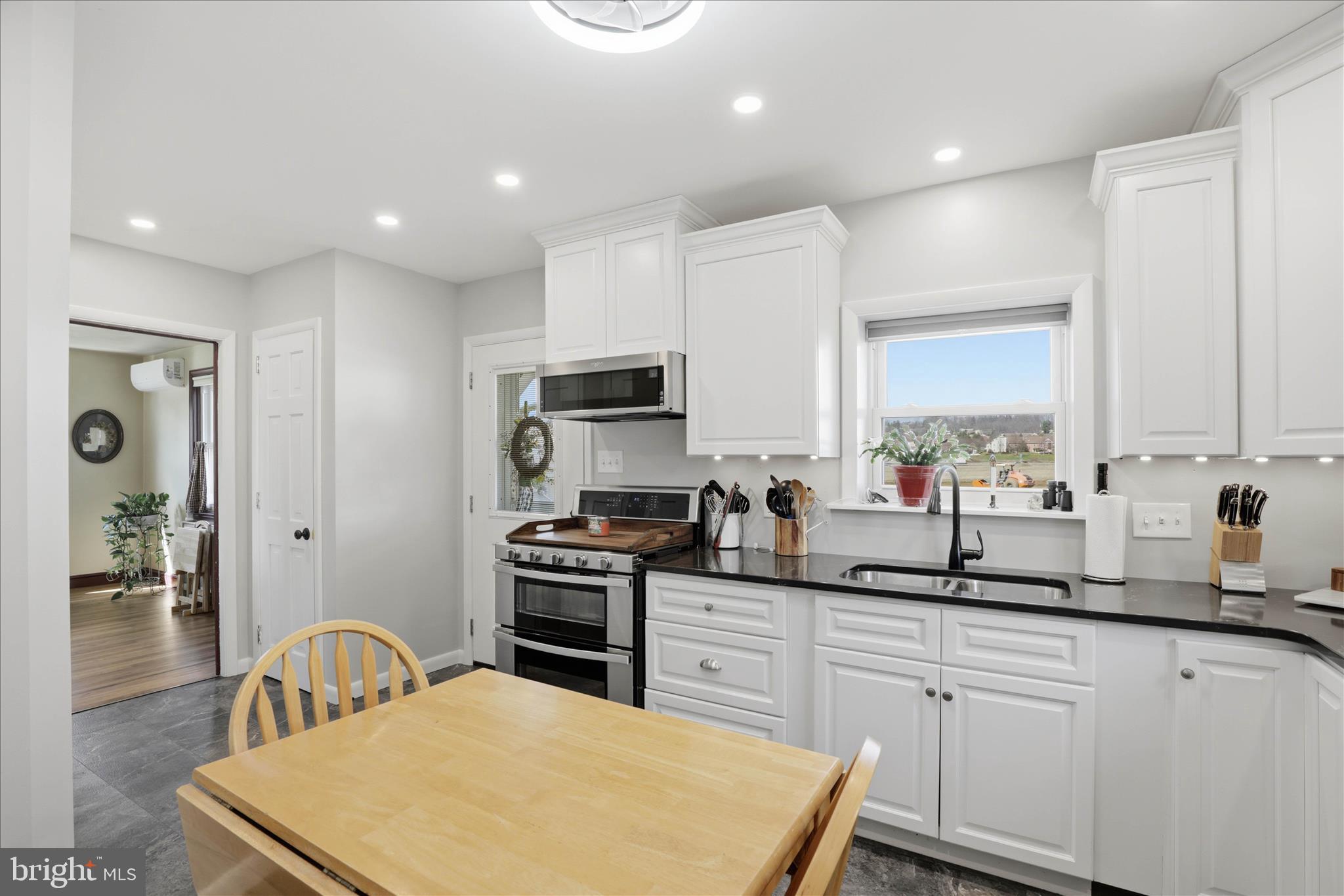 MOUNTVILLE BOROUGH - Residential